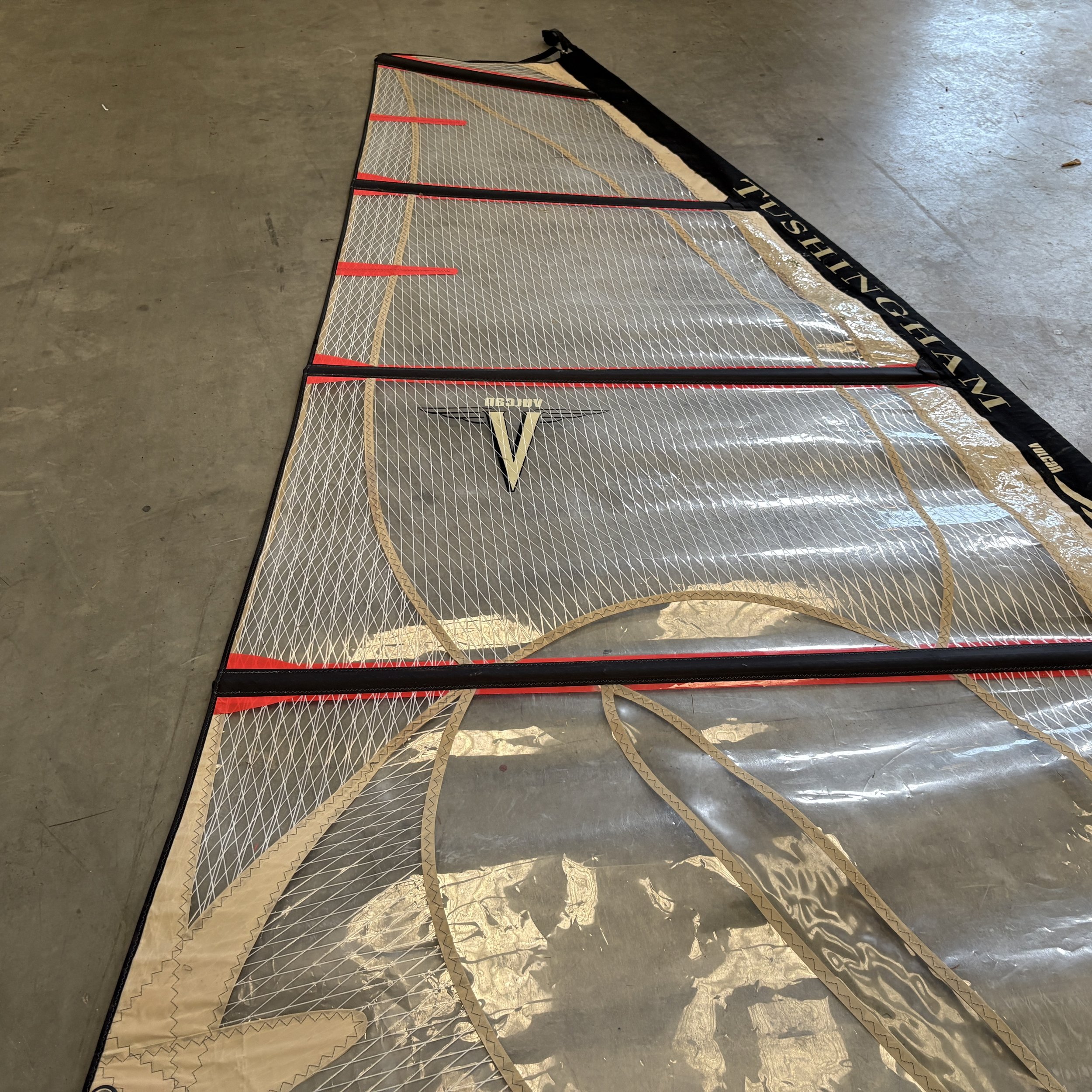 Tushingham Vulcan 4.5m sail Bigsurf Windsurf Shop 8.JPG