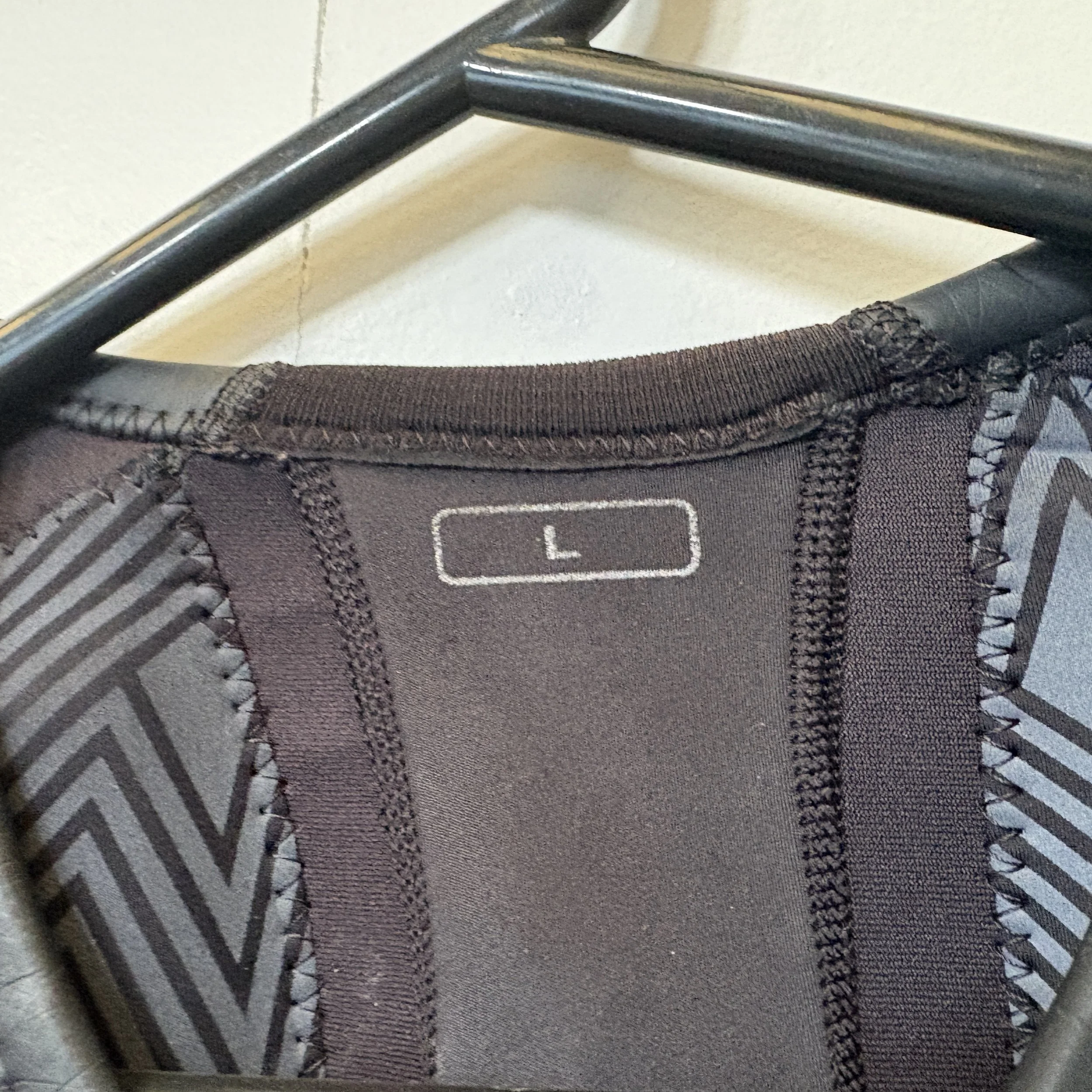 Neilpryde Combat Impact Vest Large at Bigsurf 6.JPG