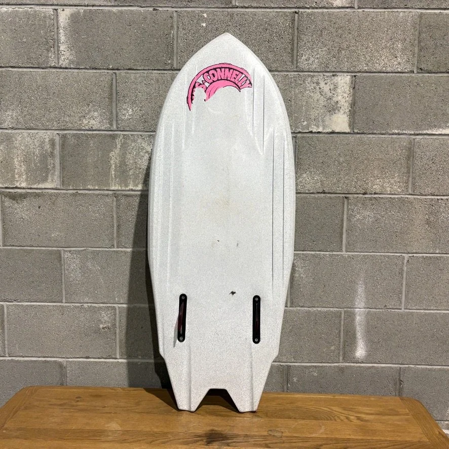 USED Connelly Kneeboard at Bigsurf 11.jpeg