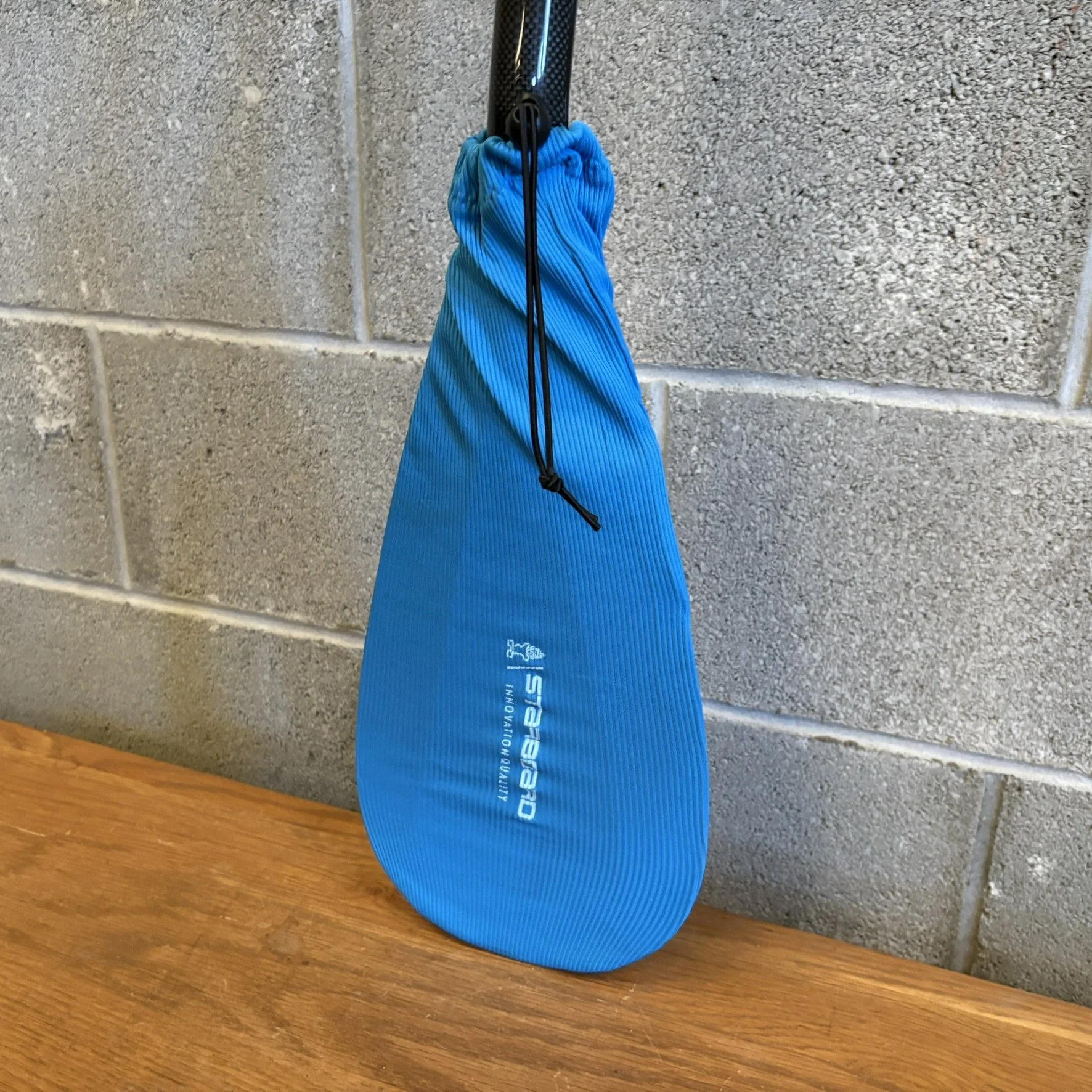 Starboard Enduro Large 3-Piece carbon SUP paddle at Bigsurf 6.jpeg