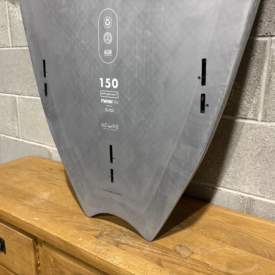 Starboard SUP TwinFin Acute Carbon 8-9 x 32 at Bigsurf SUP Shop 19.jpeg