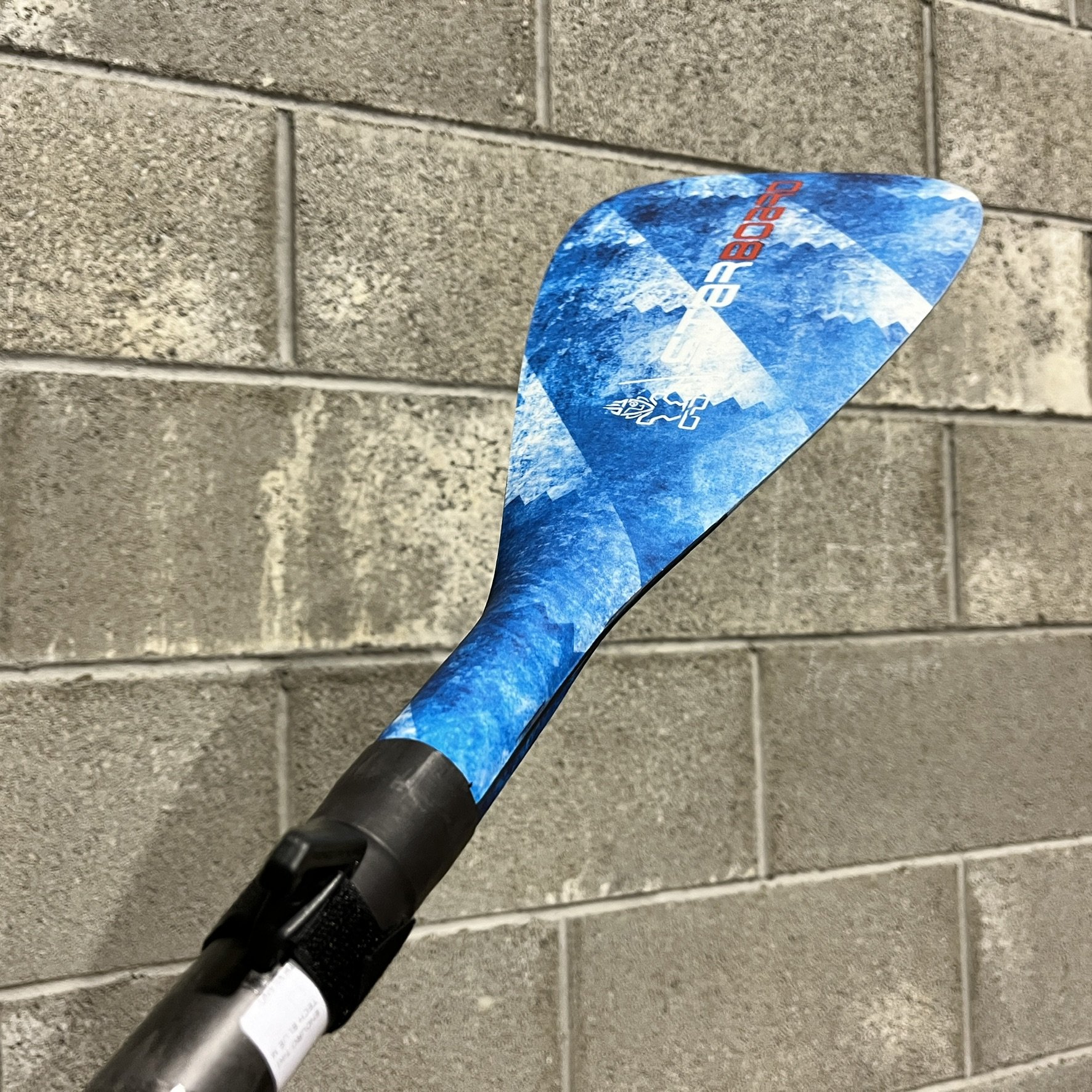 Starboard Enduro Medium 3-Piece SUP Paddle at Bigsurf 16.jpeg