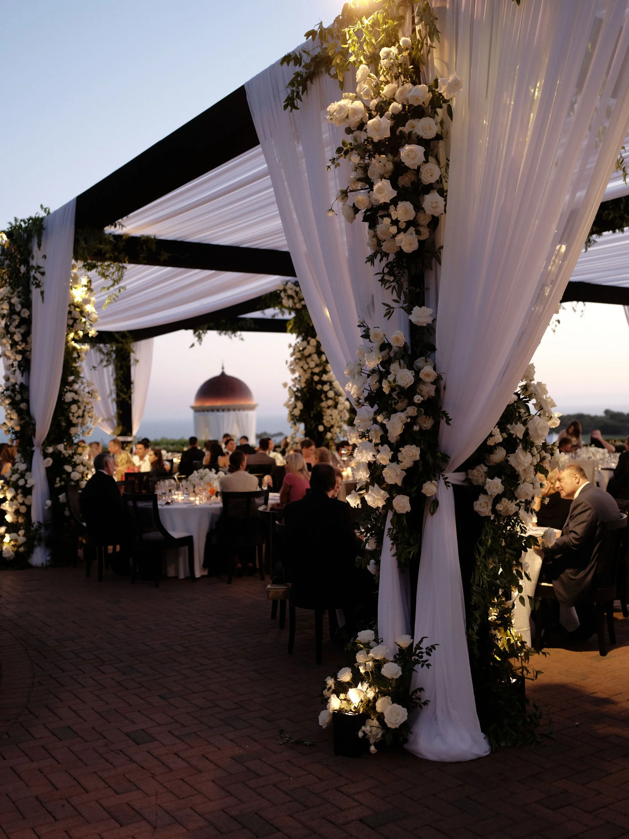 1369_PelicanHillWeddingsHeatherHoeschEventsBrandonKidd.jpg