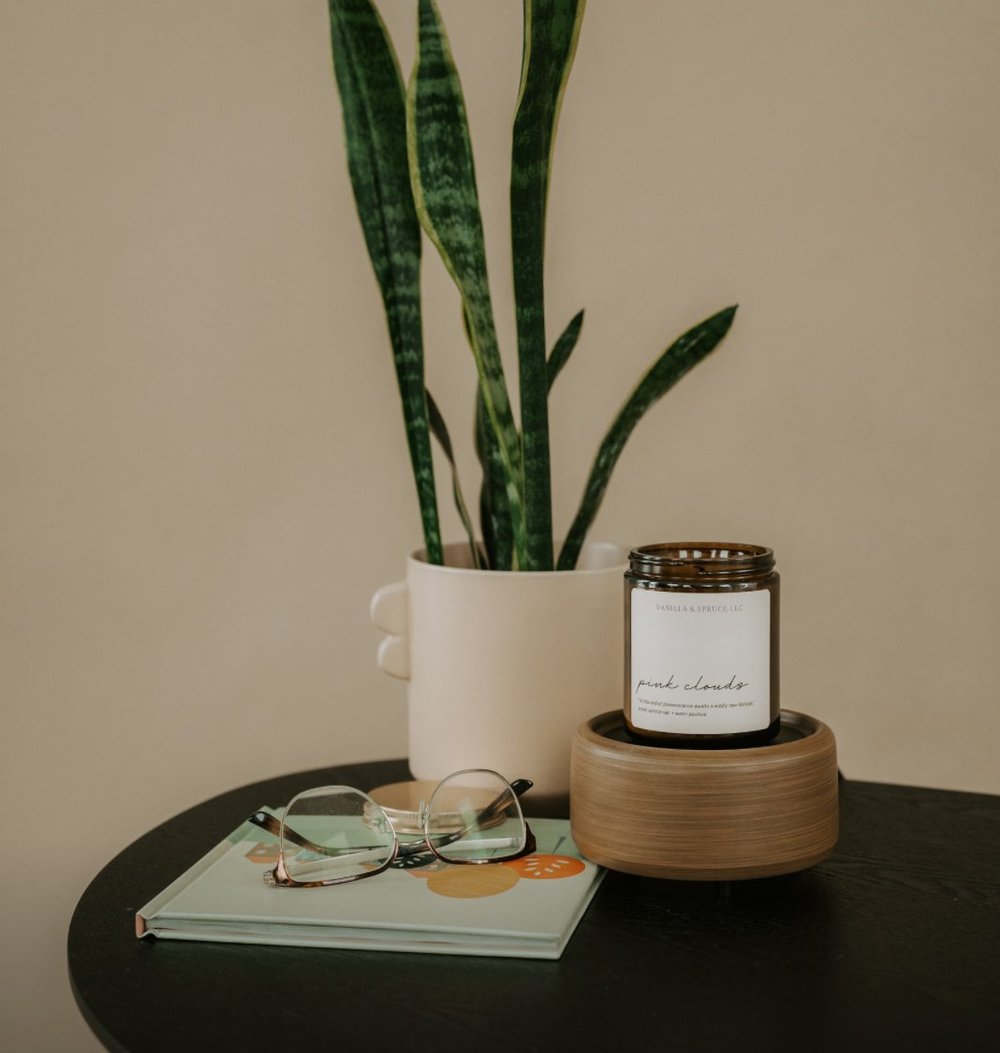 お値引！ 新品MinMin Wax Warmer & Wax 2袋セット 2-in-1 Wax Melt & Candle Warmer — Vanilla + Spruce