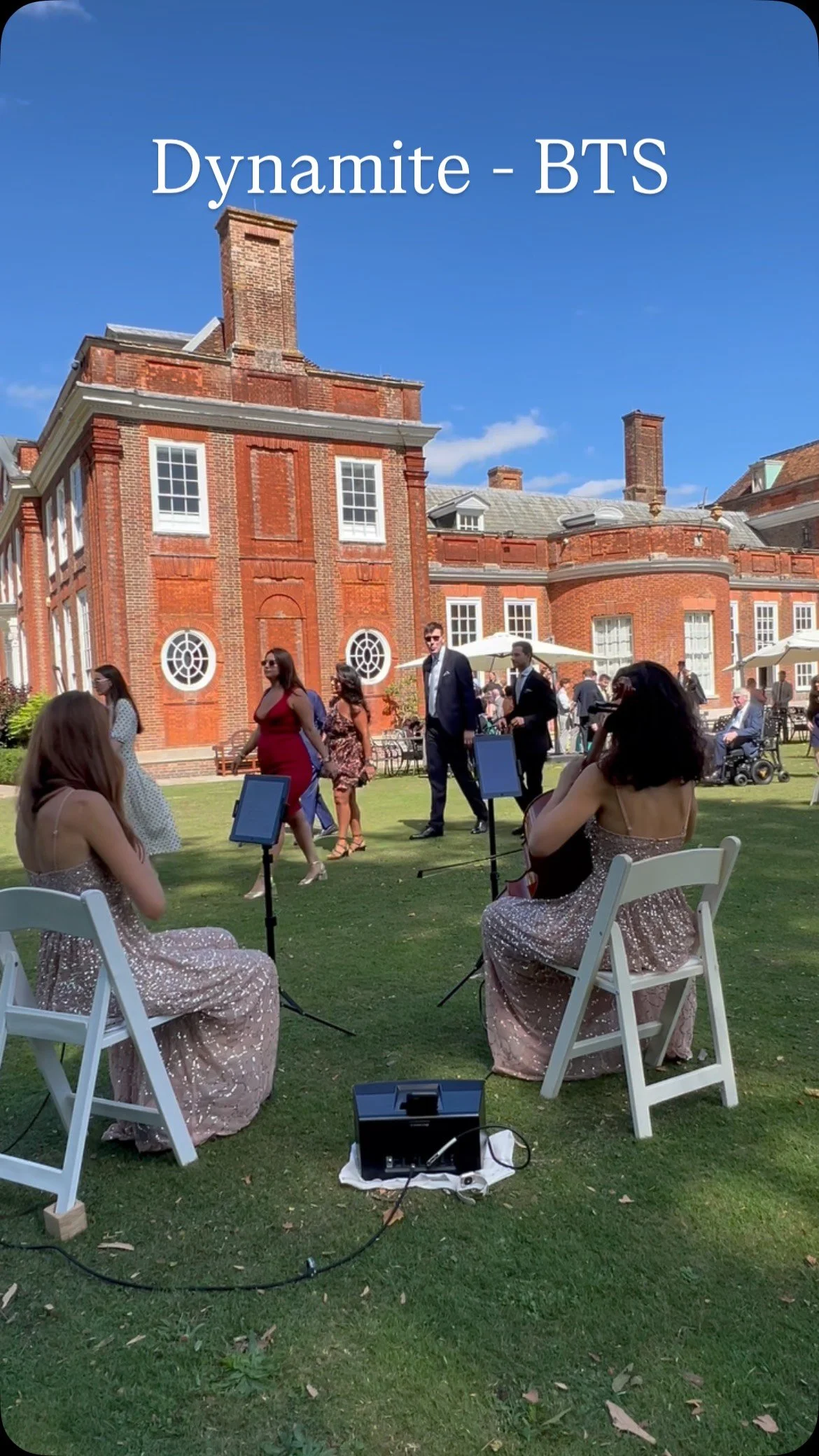 Our string duo bringing the energy with Dynamite by BTS
Such a fun moment — the guests even gave us a clap at the end! 
A little K-pop sparkle for this stunning wedding reception at Bradbourne House β¨
#HaloStrings #StringDuo #WeddingReception