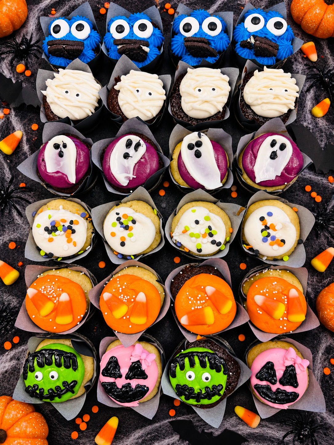 HALLOWEEN MINI CUPCAKES (1 DZN)