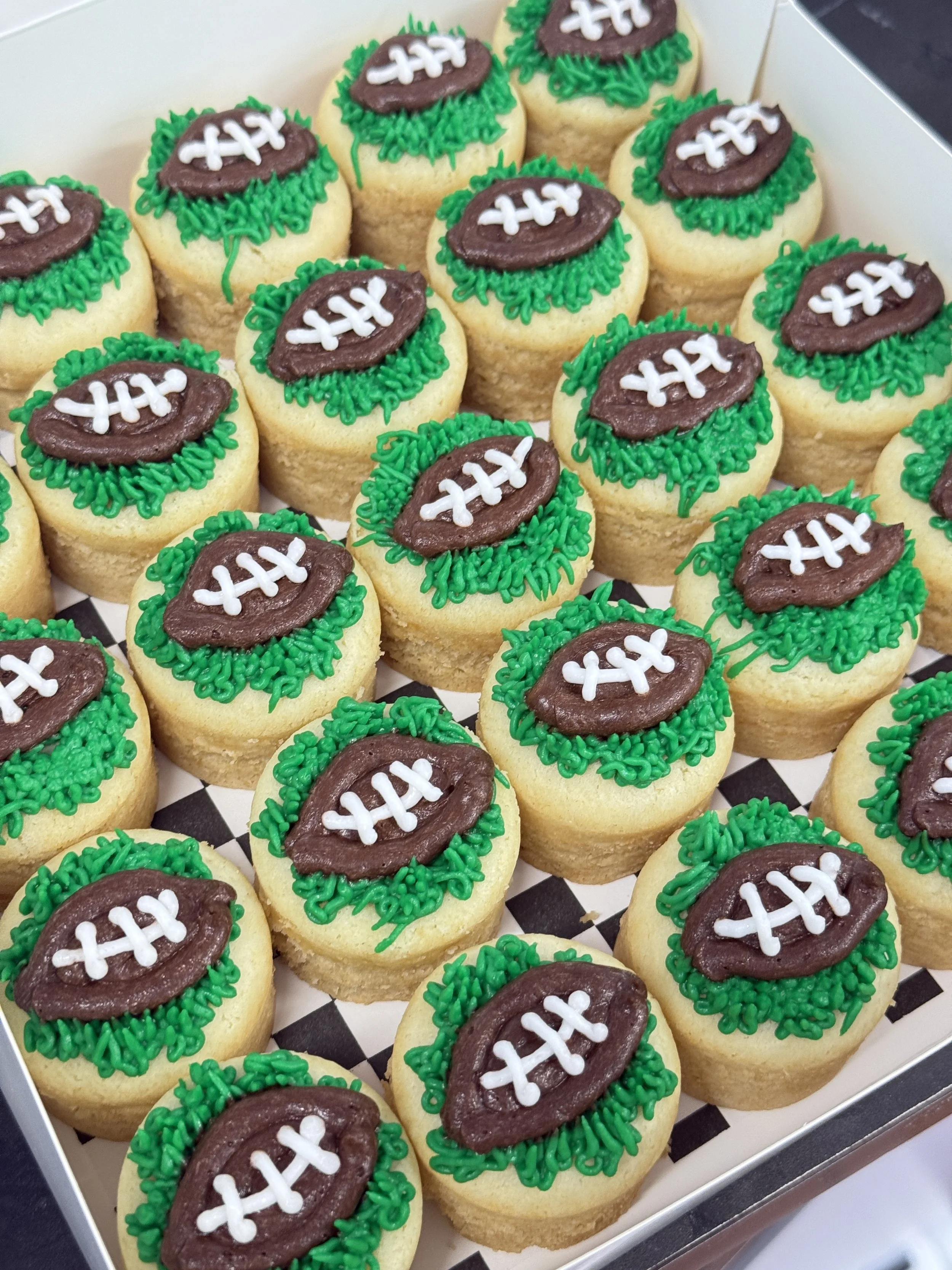 MINI FROSTED SUGAR COOKIES (25-PACK)