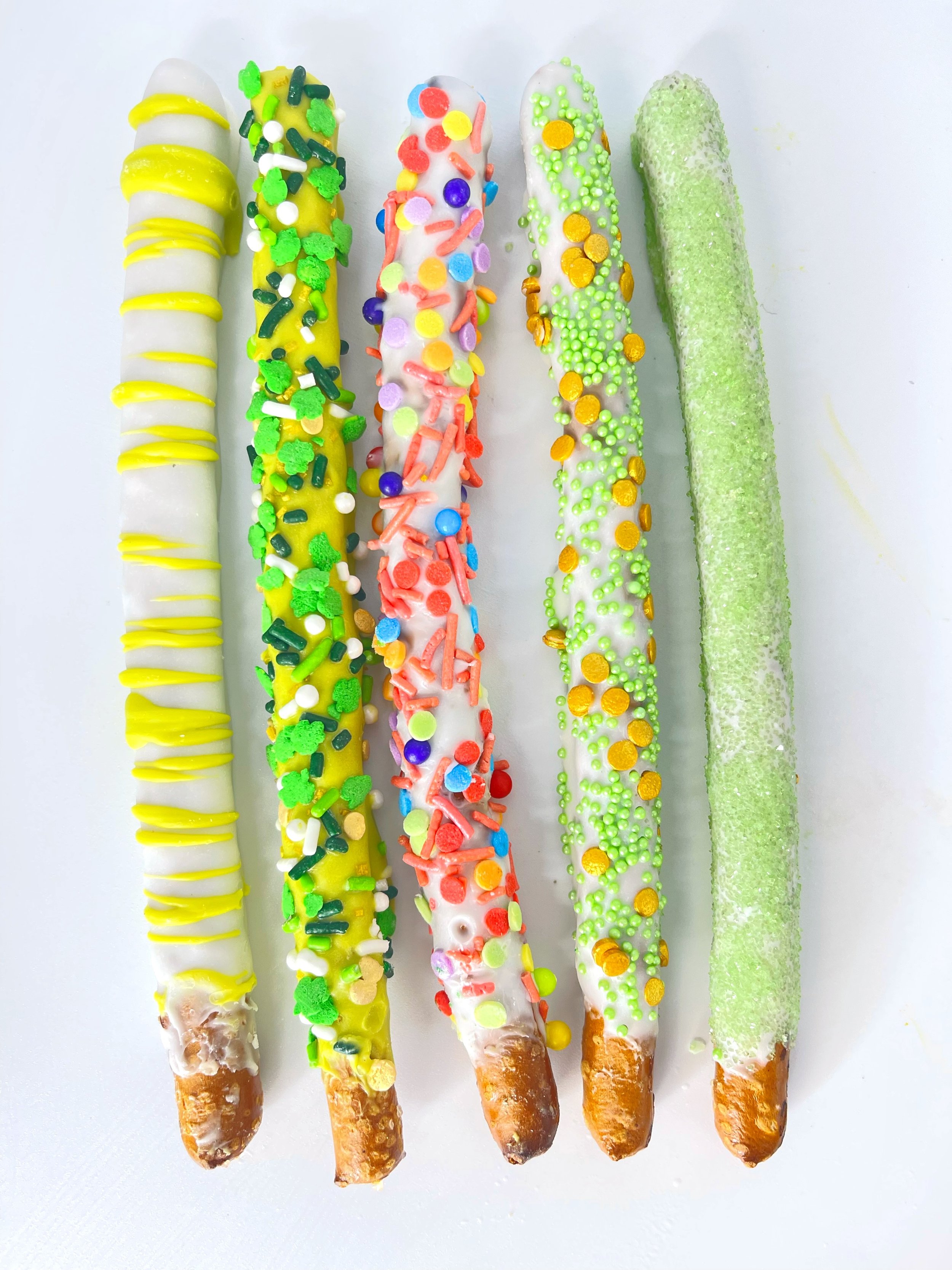 ST. PATRICK'S DAY CHOCOLATE COVERED PRETZEL