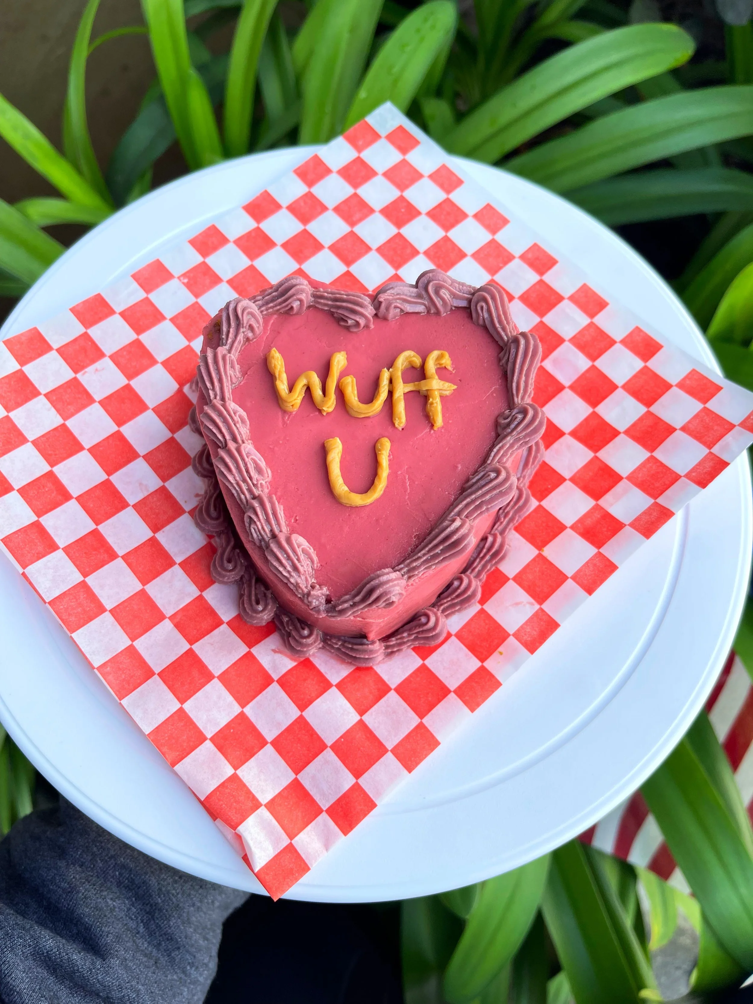 VALENTINE'S DAY PUP-CAKE