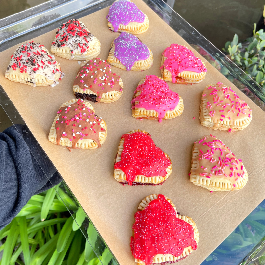 MINI HEART POP-TARTS (12-PACK)