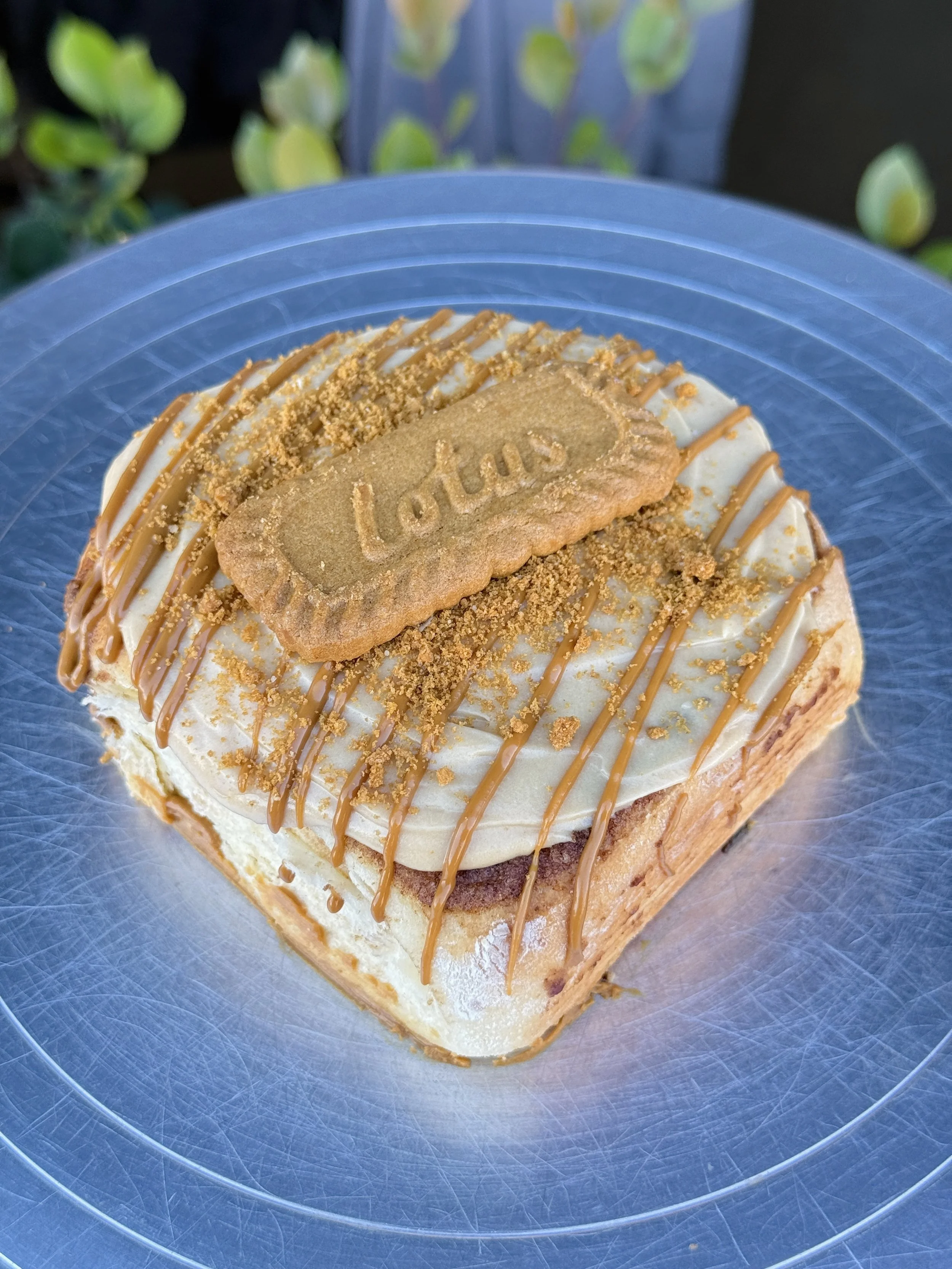 BISCOFF CINNAMON ROLL