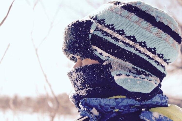 Dos and don'ts to keep you warm in the snow – HÄNG