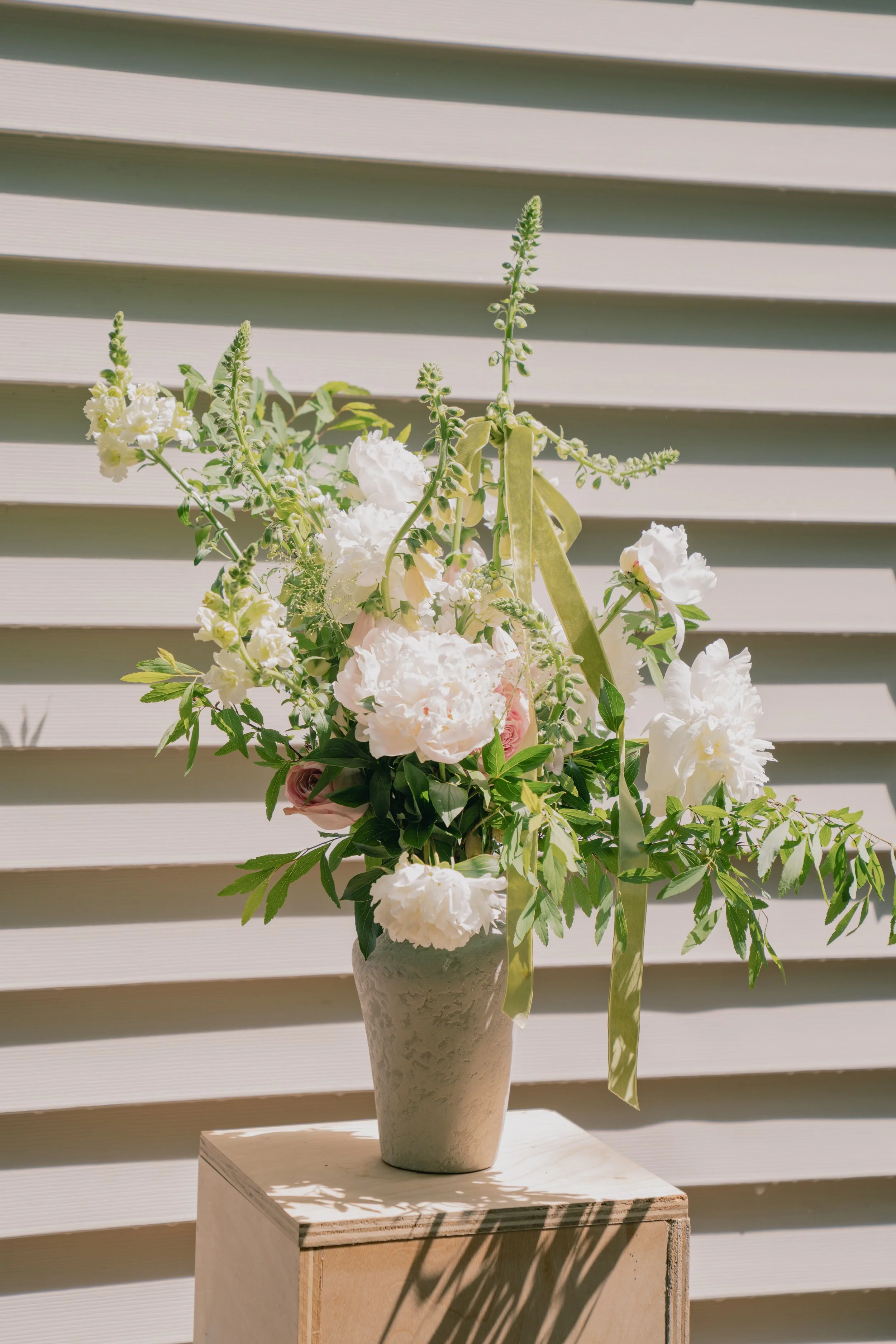 For Mothers | Vase Arrangement