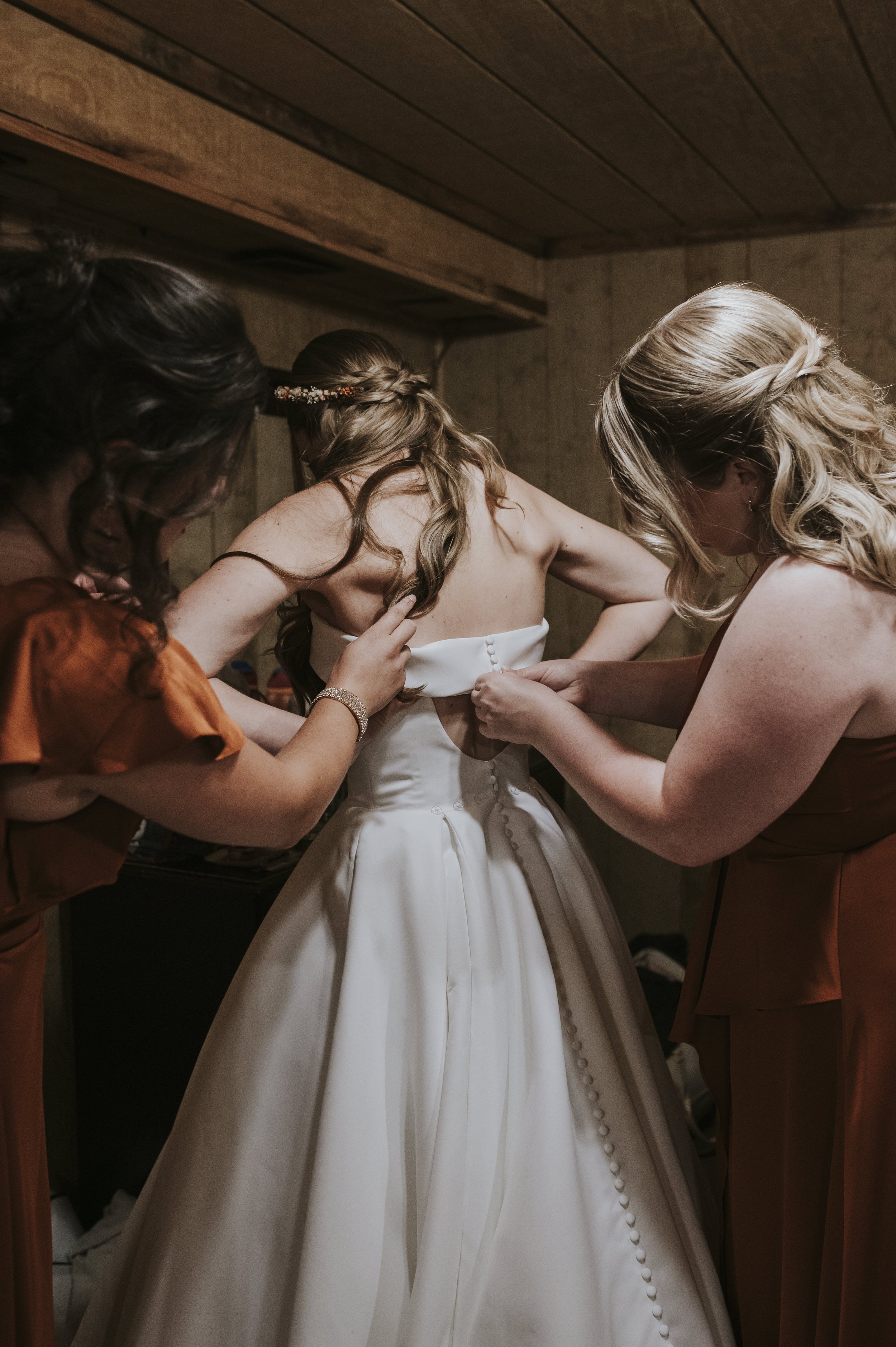 T_L_ Wedding Day-24.jpg