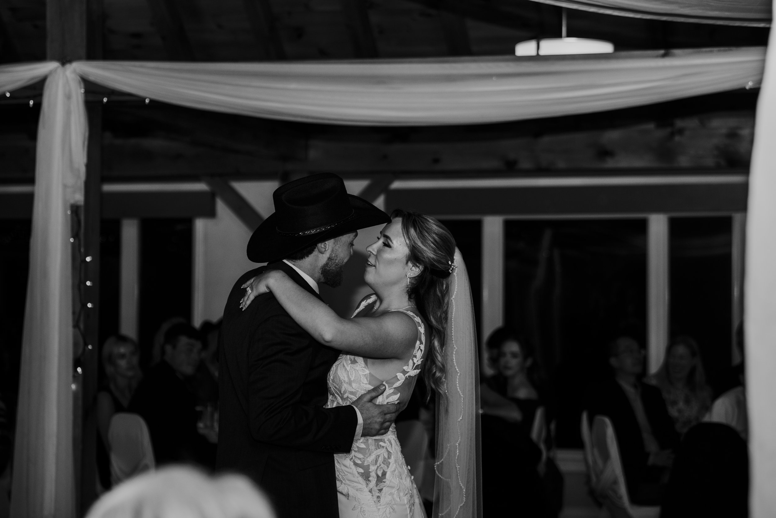 B_D_WeddingDay-1439.jpg