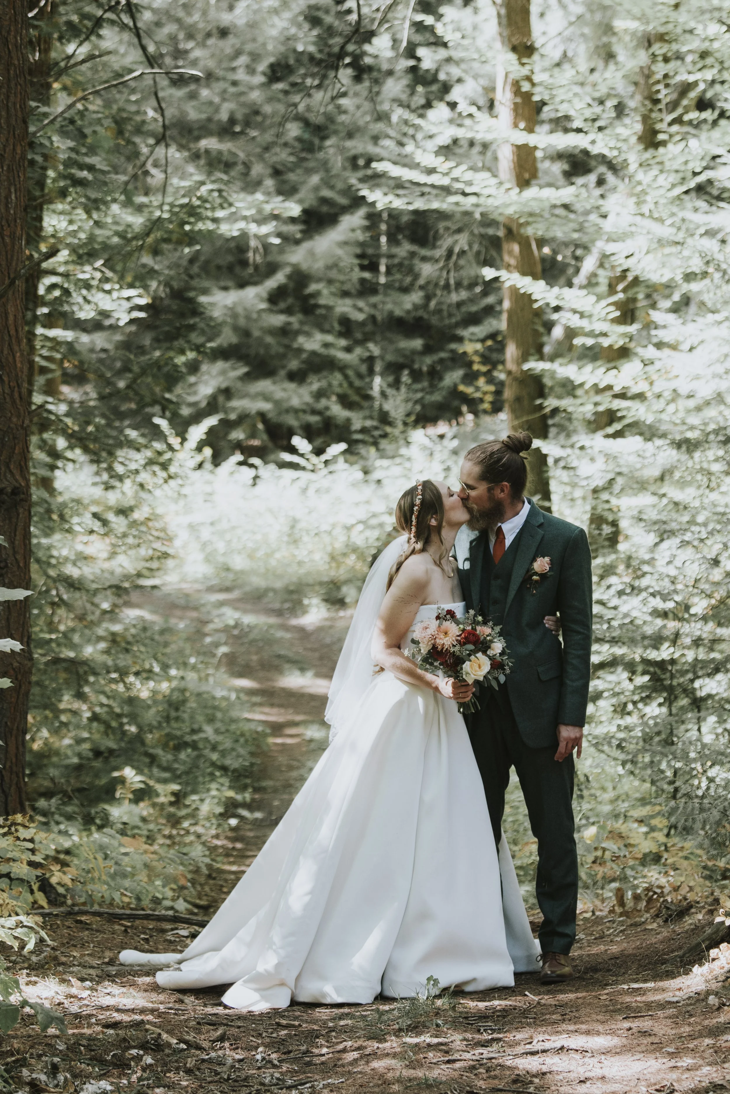 T_L_ Wedding Day-692.jpg