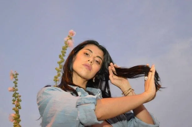 La Destacada Cantante Chilena</strong>  MARIEL MARIEL </strong>  Está de Vuelta Con Su Nuevo Sencillo GLOW </strong>  