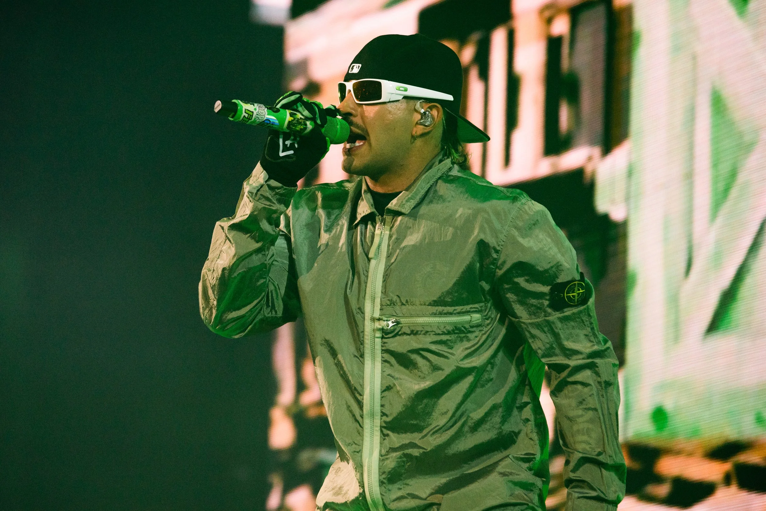 Feid impresiona a publico regio