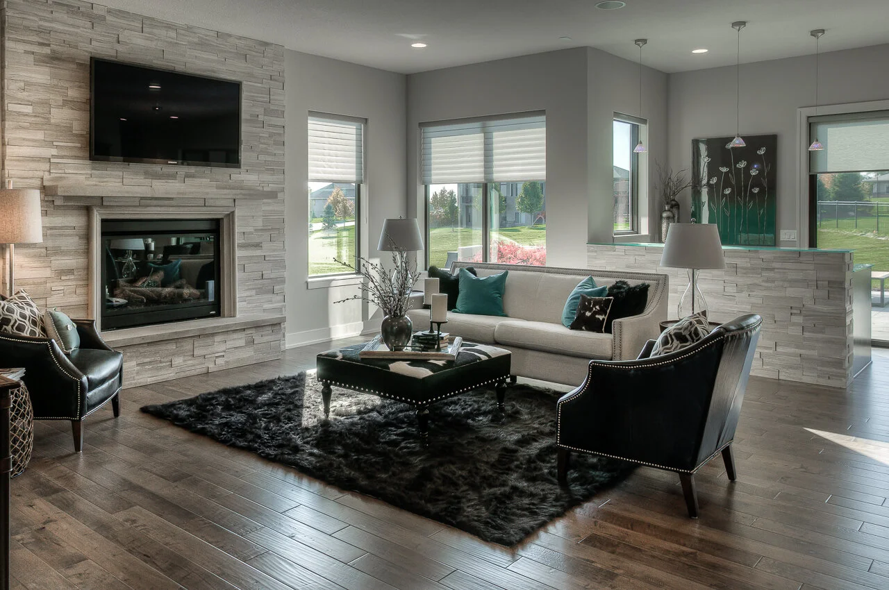 mls 16205 Sedona St 08.jpg