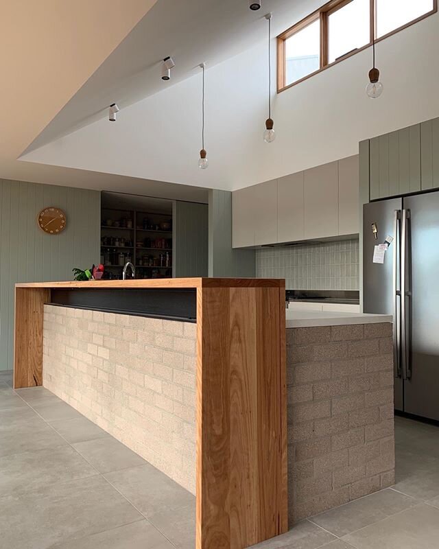 Sneak peek at a recently completed renovation project in Ocean Grove. The kitchen island bench is built from the same brickwork as the exterior, and functions as a heat-bank for the low-angle winter sun.

Builder: @cromerbuilders
Joiner: @allan.cabin