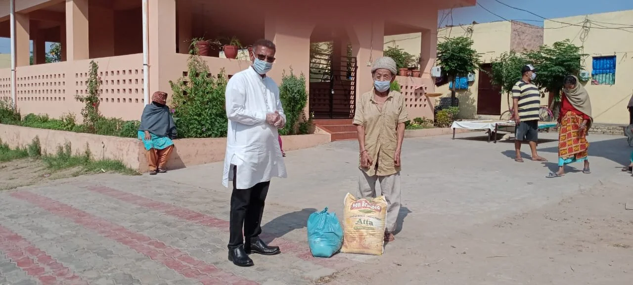 Distributing groceries among Leprosy colonies during the Covid-19 lockdown period in Punjab.