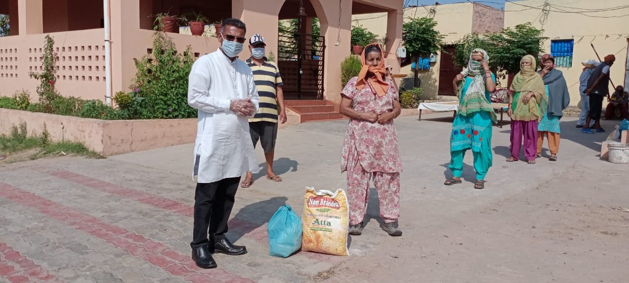 Distributing groceries among Leprosy colonies during the Covid-19 lockdown period in Punjab.