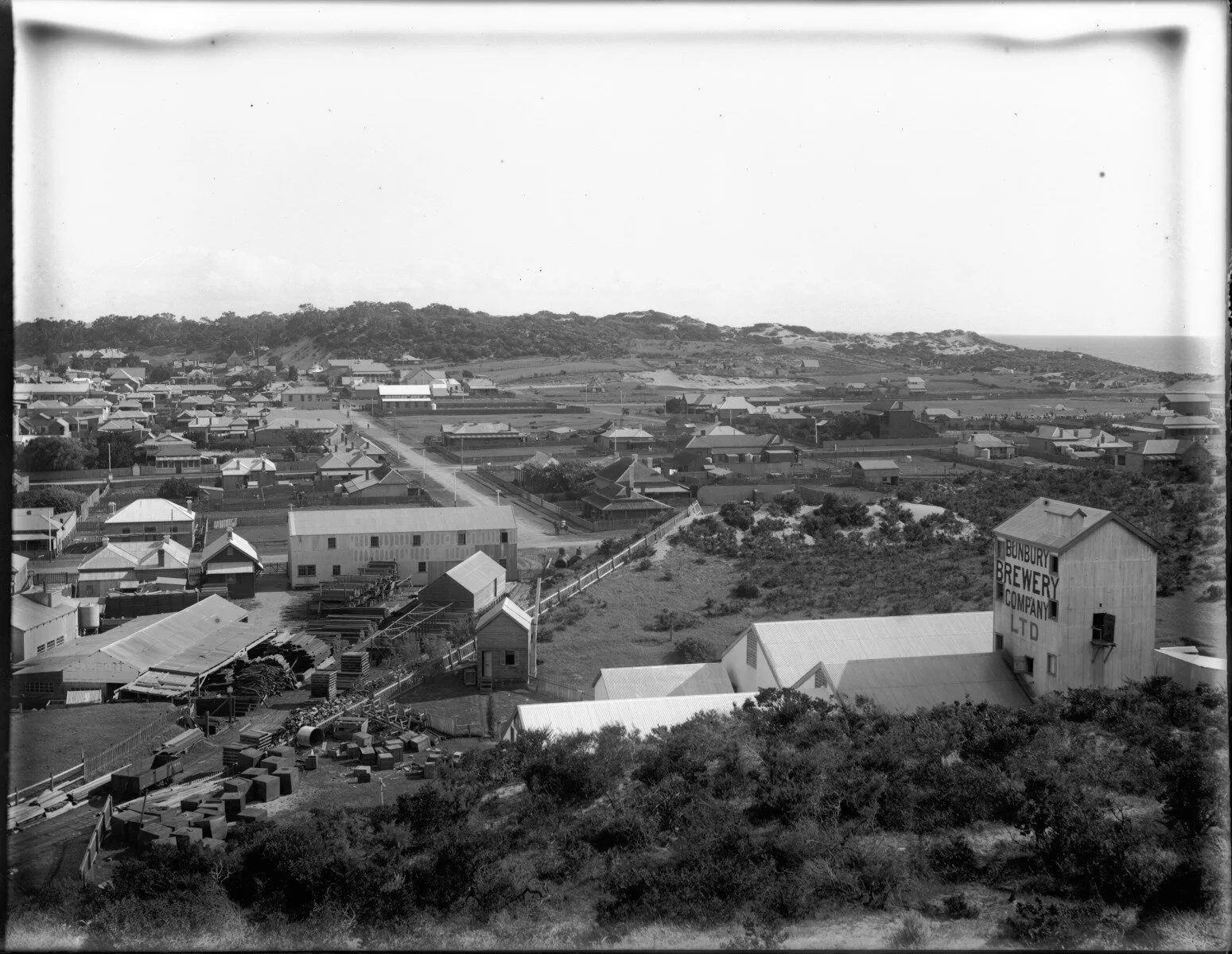 slwa_b1766575_1.jpg