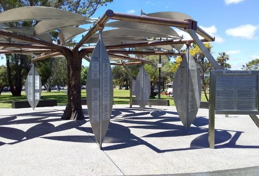 TREE SCULPTURE