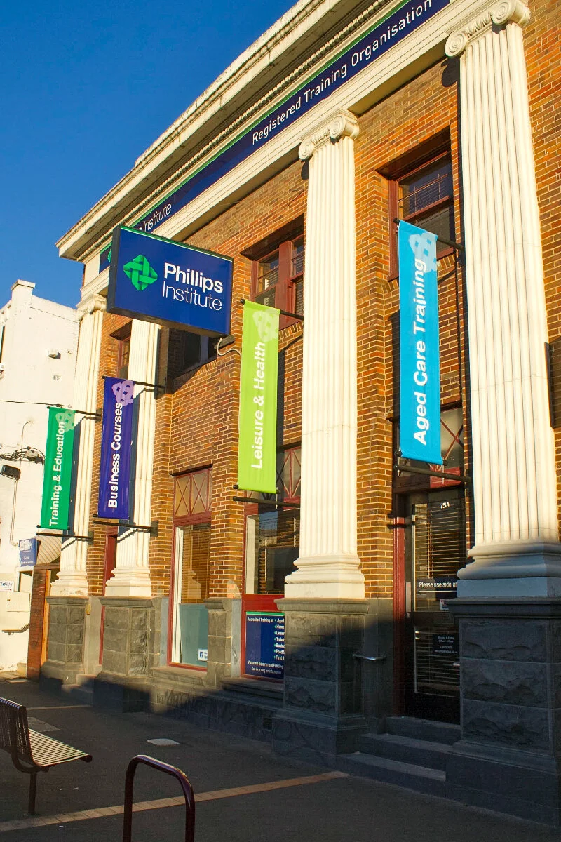 banners_01_ 17.jpg