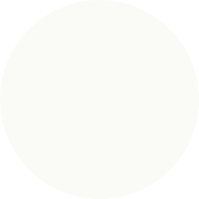 Disegno geometrico di un quadrato delineato, suddiviso in sezioni da linee verticali, orizzontali e semicircolari.