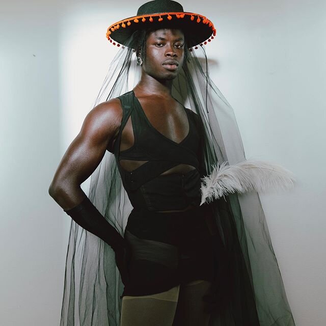 @ibkamara challenges the ways black men, menswear, masculinity and femininity are presented in fashion with imaginative styling #cityshaperslondon #meanswear #masculinity #londonstylist #idmagazine 📸 @kristinleemoolman