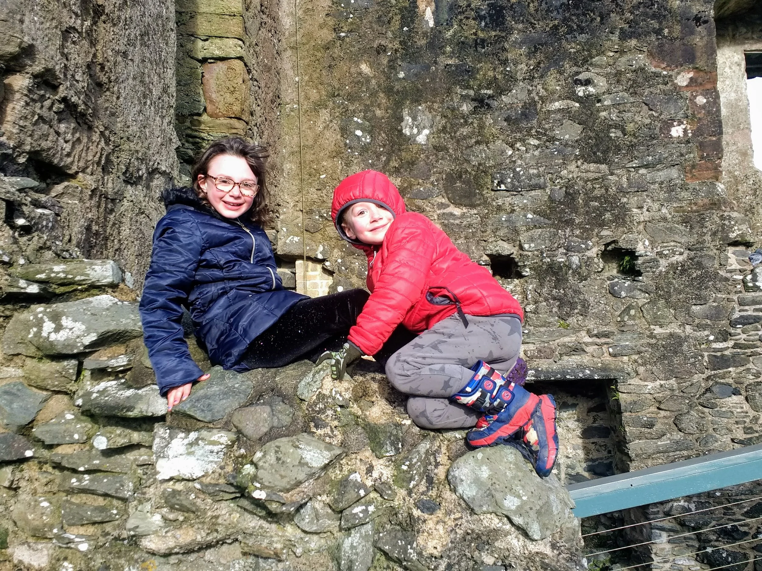 kids_tarbot_castle.jpg