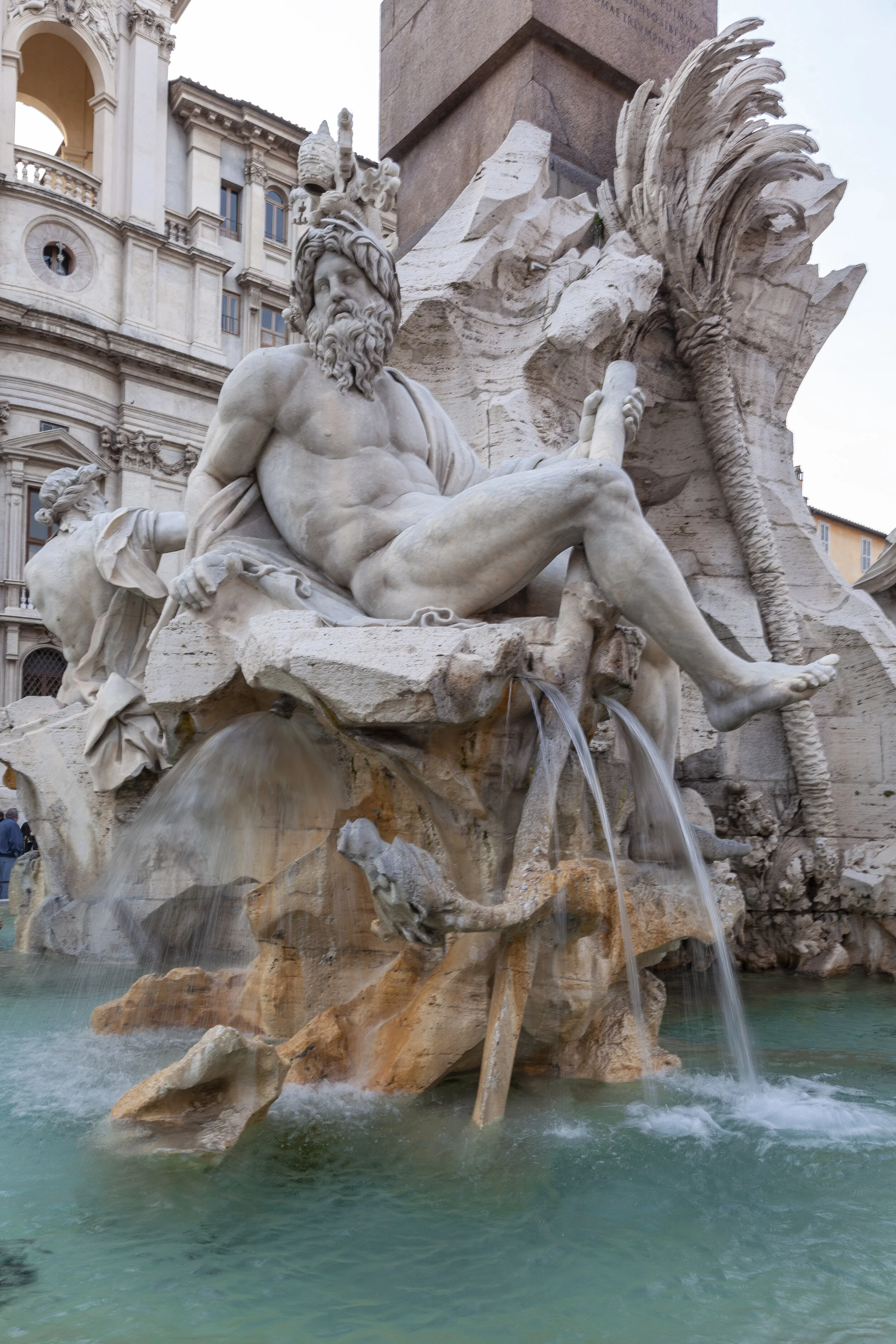 mhg watch trevi fountain 11.jpeg