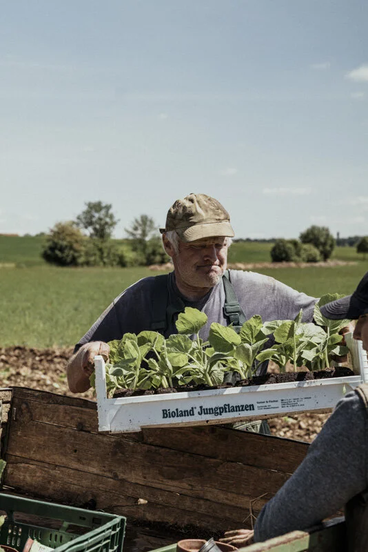  #bauer #farmer #demeter #bio #bioland #biodiversität #biodiversity #fotoreportage #reportage #leica #hasselblad #fotograf #photographer #dokumentation #fotodokumentation #fotografie #baden-württemberg #bw #agenturblumberg #nachhaltigkeit #natur #lan