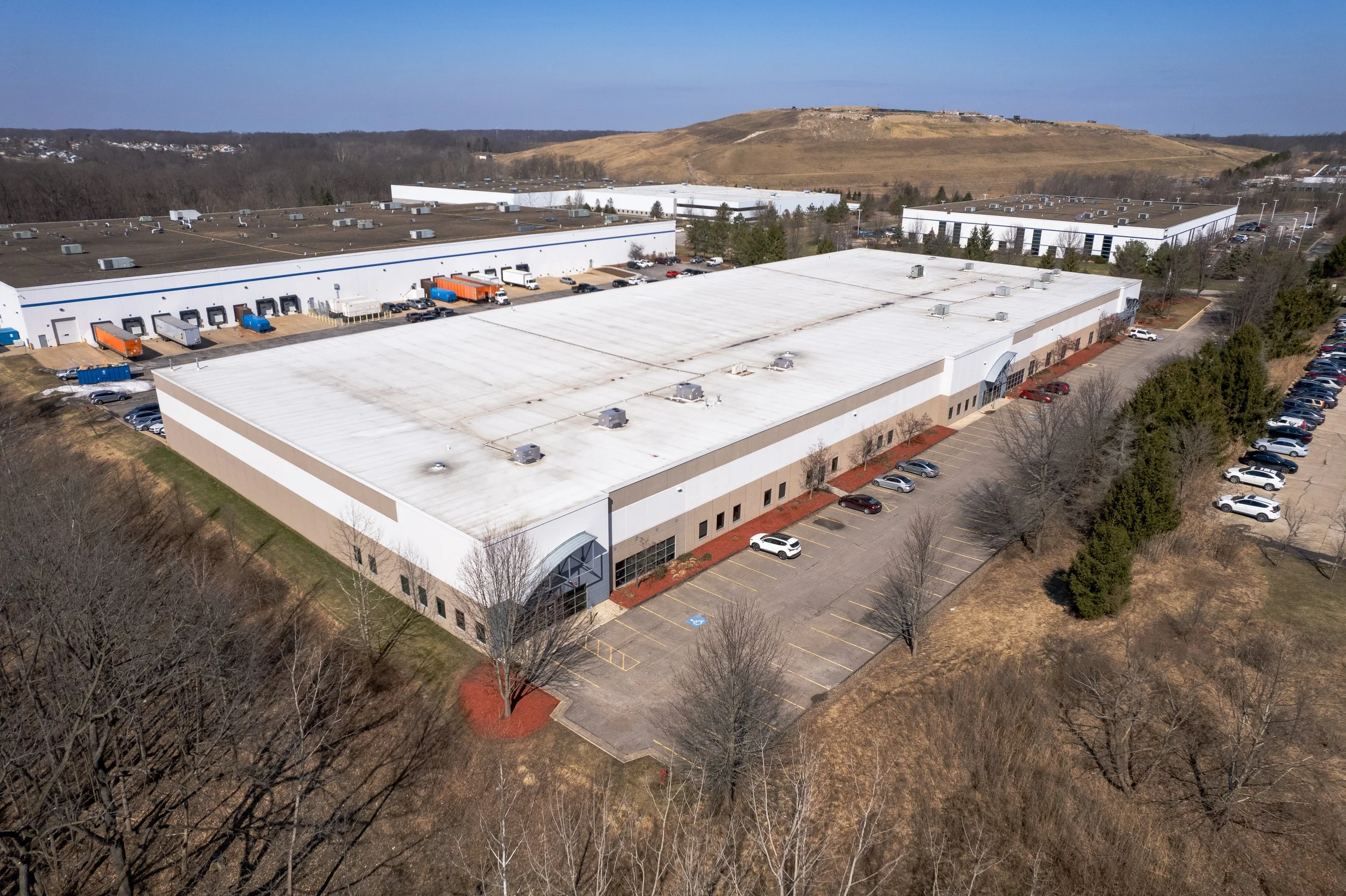 28900 FOUNTAIN PARKWAY