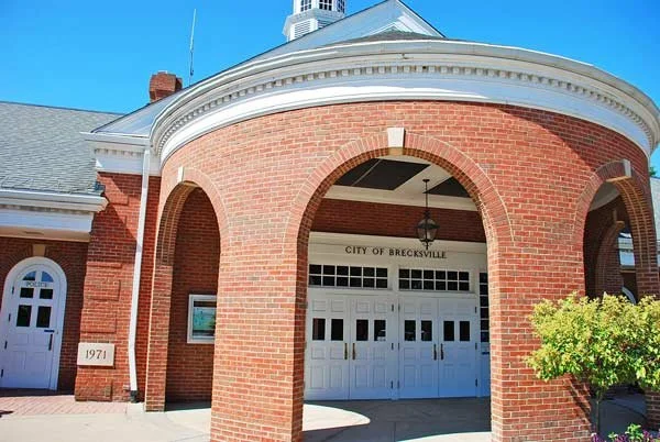 brecksville-city-hall---2 spring-fd4e0d57ff94cb41.jpg
