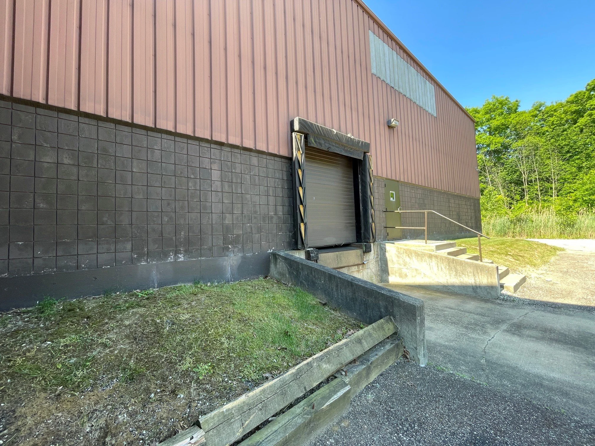 4670Allen3-Exterior.jpg