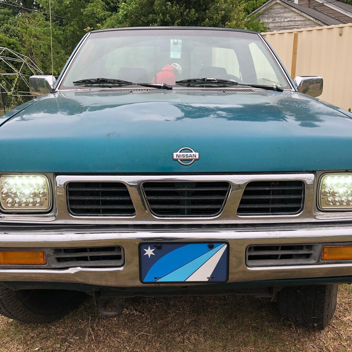 Spotted a flag license plate in the wild! Did you know you can freely use our digital flag files and create your own flag stuff? Well, you can!! Visit http://flagofcolumbia.com to download a high quality image file to use for yourself. #colaflag