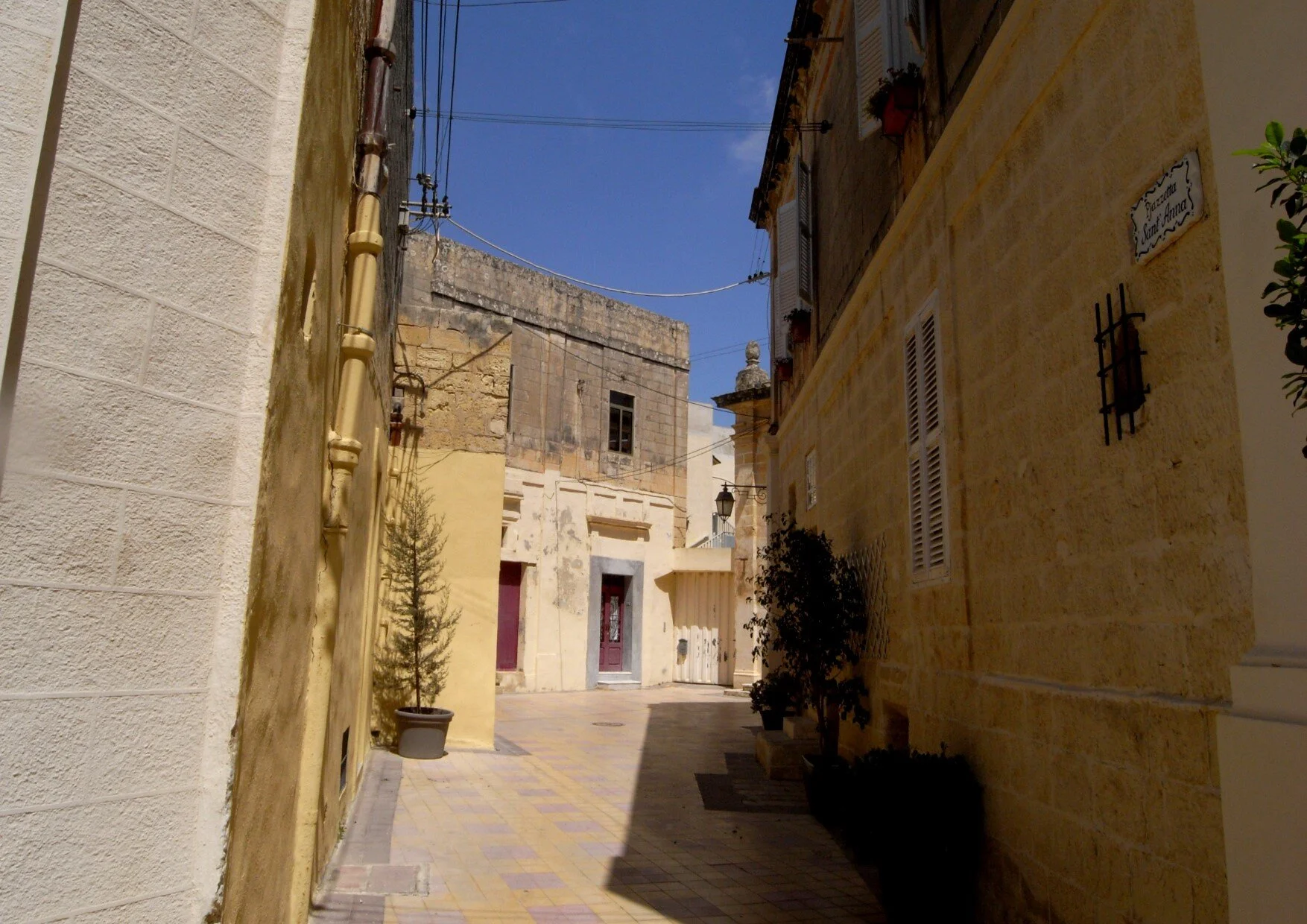 Pjazzetta Sant' Anna (St Anne Piazza)
