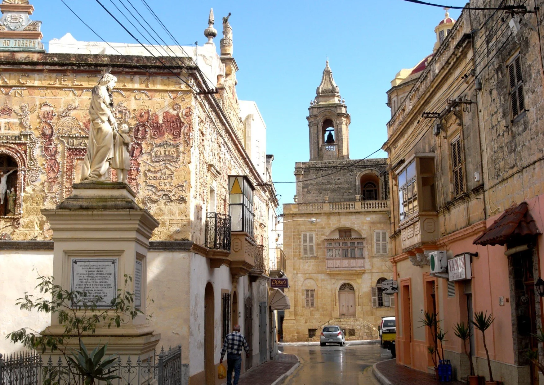 Triq Santa Marija (St Mary Street)