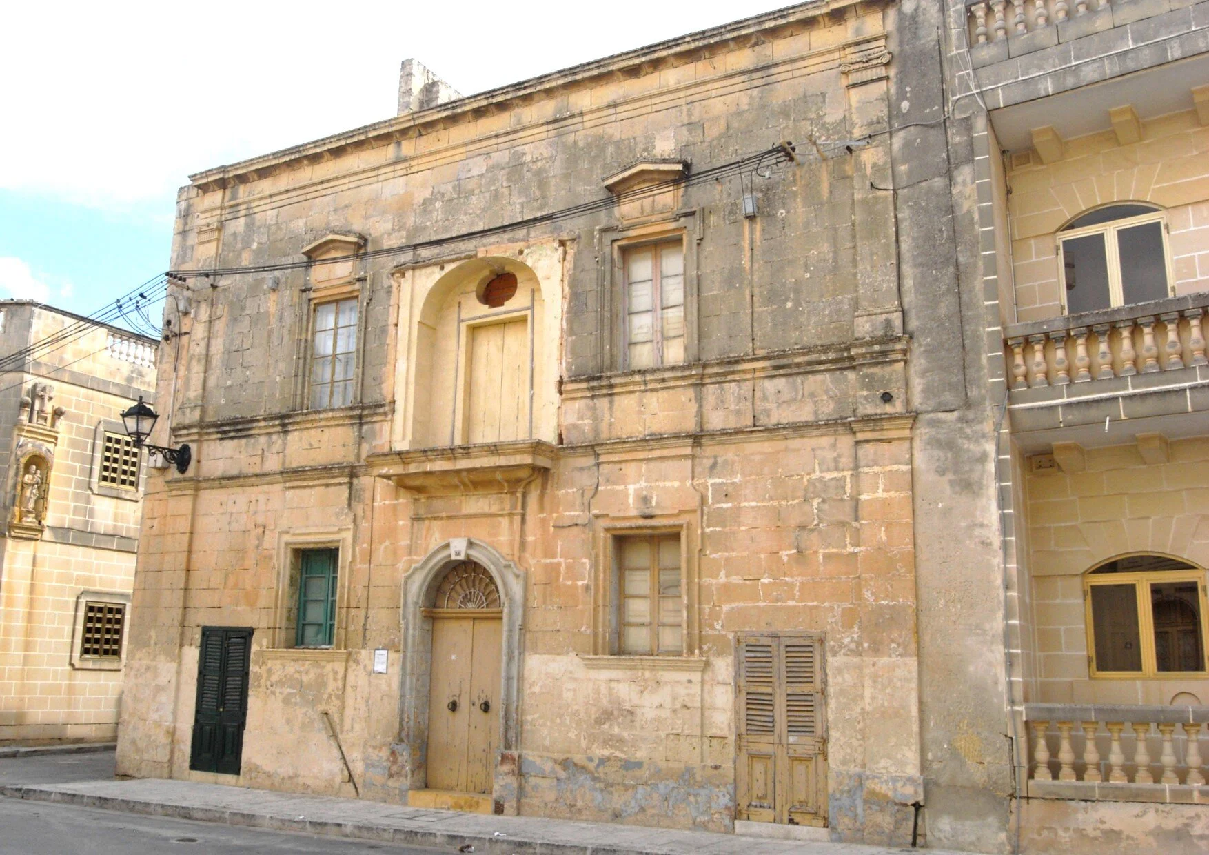 Triq il-Parroca (Parish street)