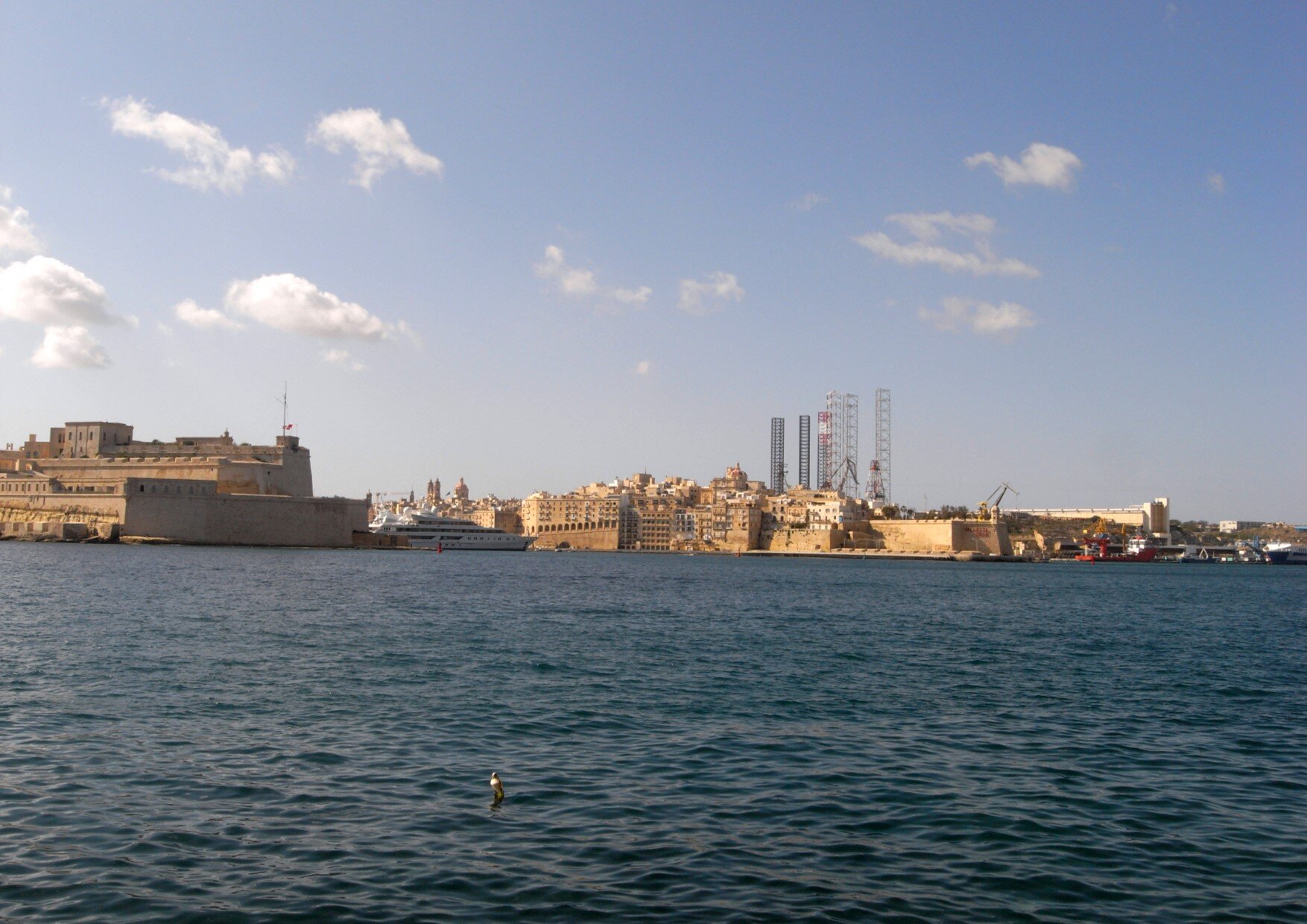 Senglea: General views — Buildings of Malta