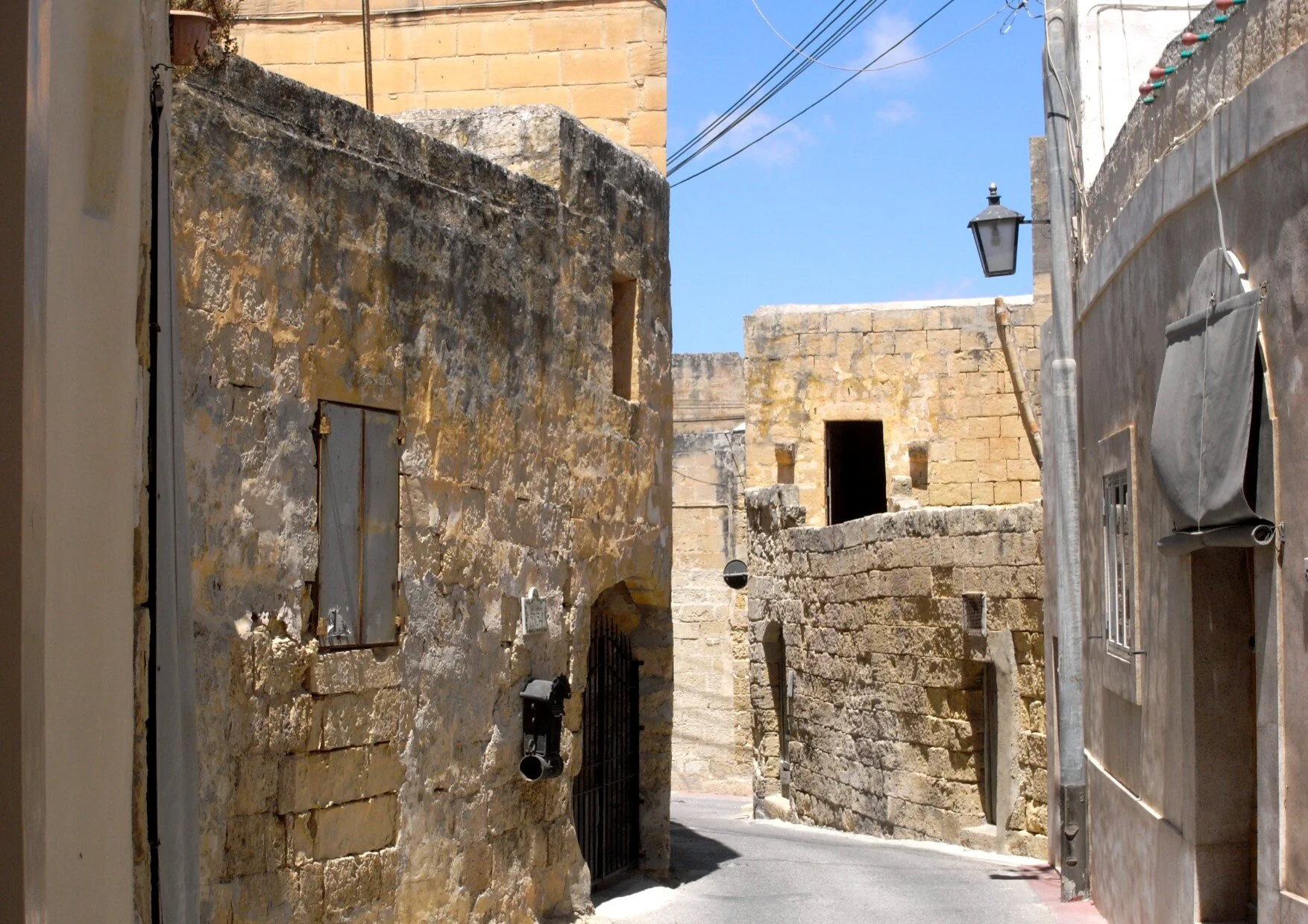 Triq Villa Cagliares (Villa Cagliares Street)
