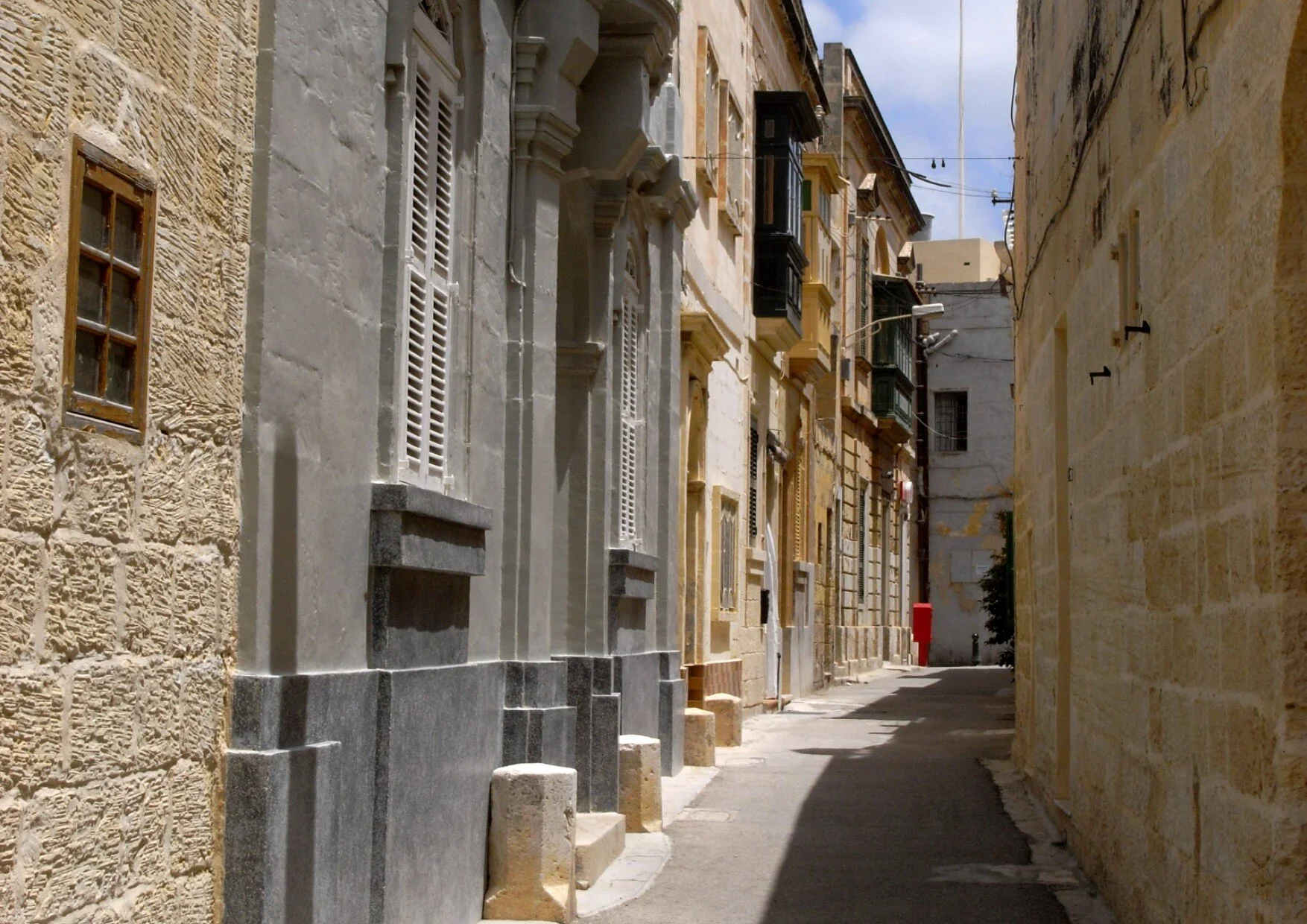 Triq San Lucjan (St Lucien Street)