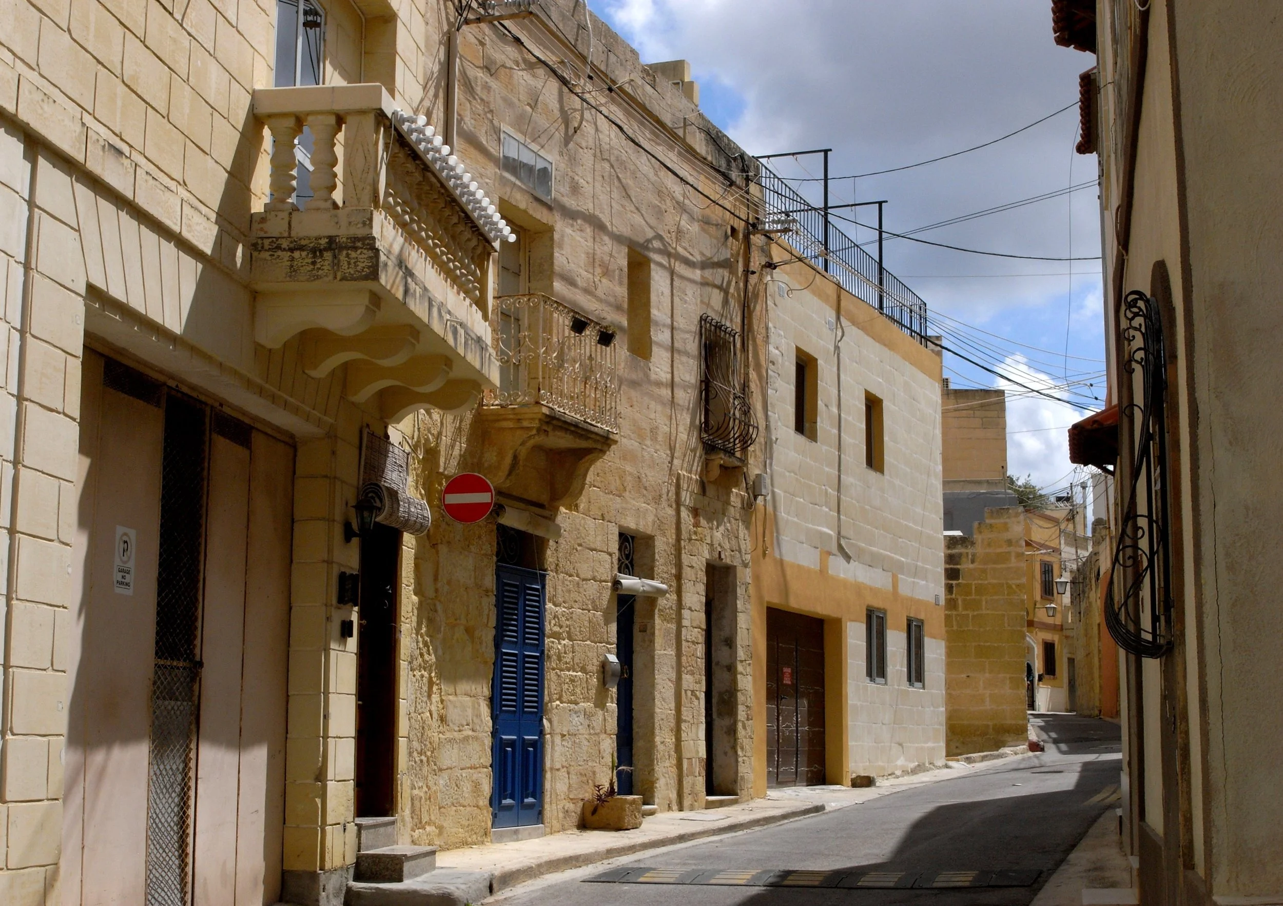 Triq il-Lvant (East Street)