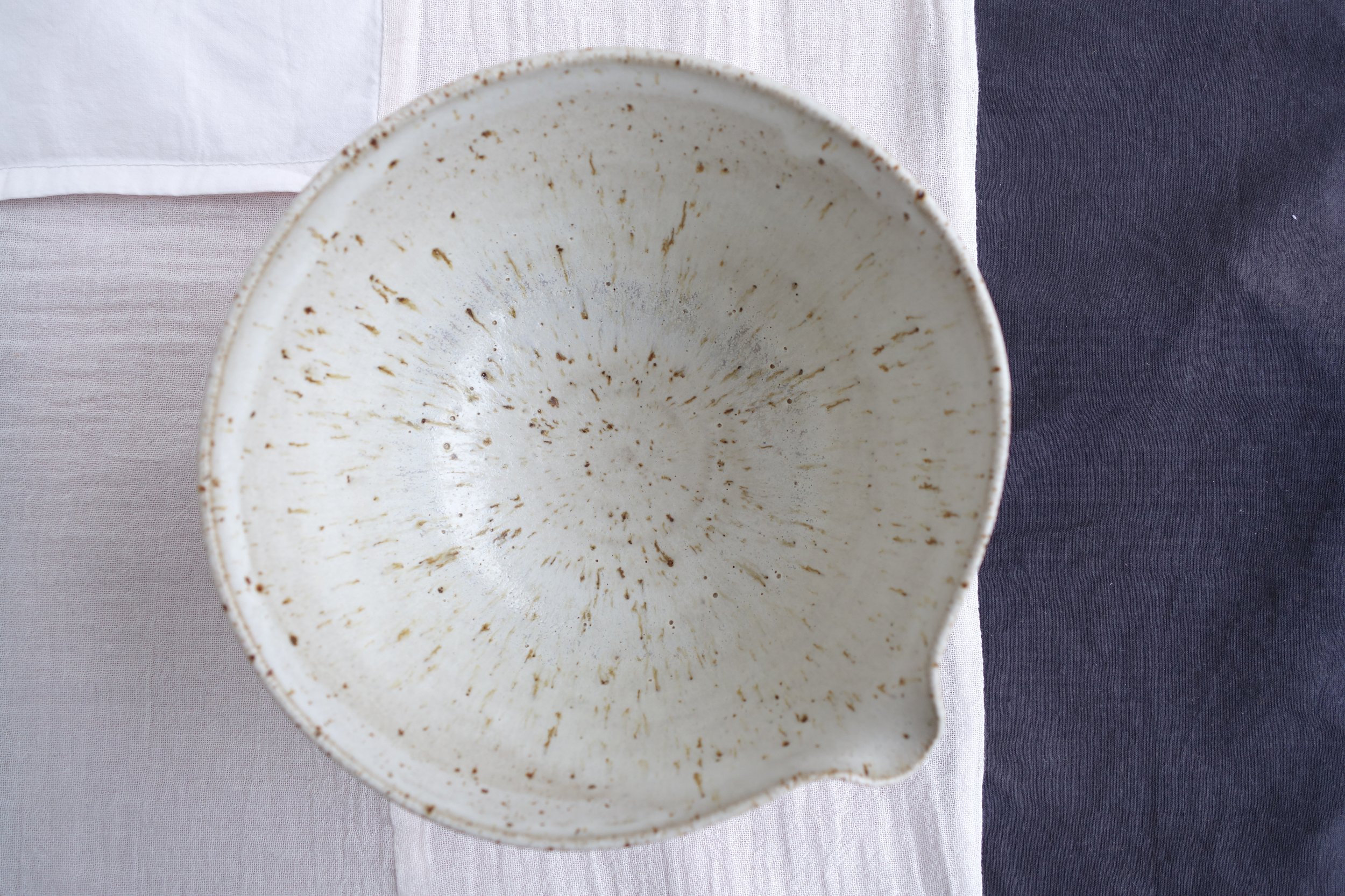 POURING BOWL