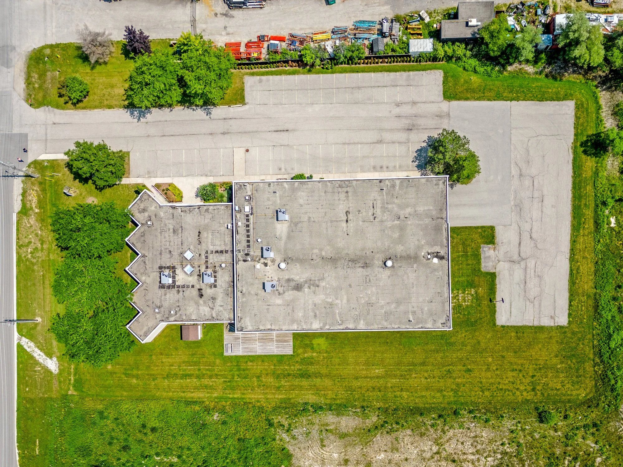 546-governors-road-guelph-aerial-building-and-parking.jpg