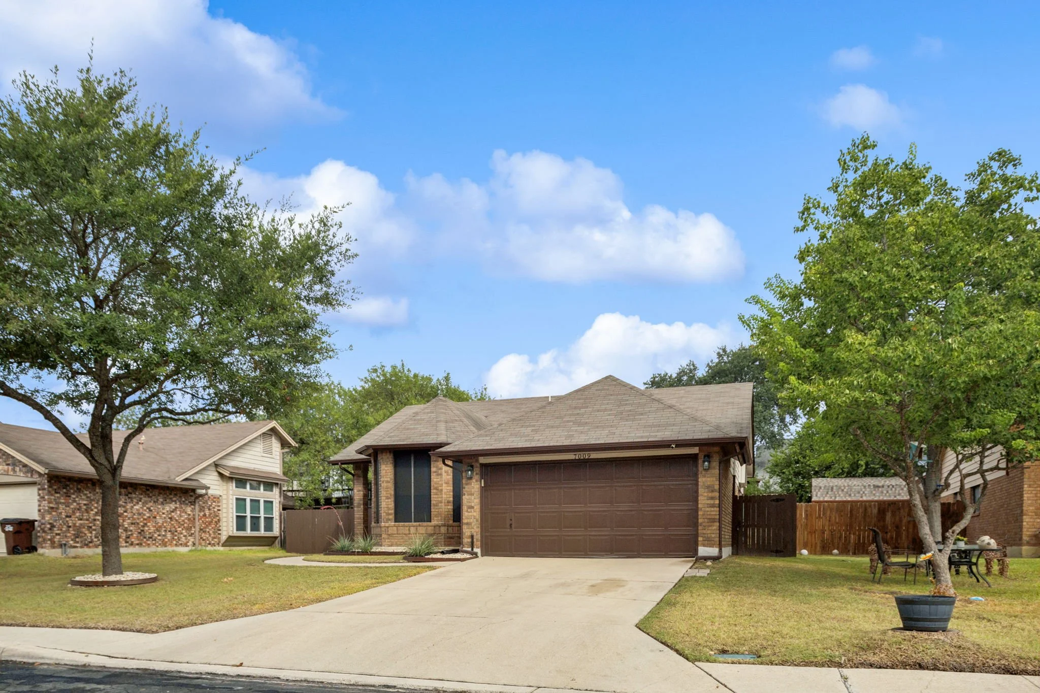7009 Jefferson Ridge - 002.jpg