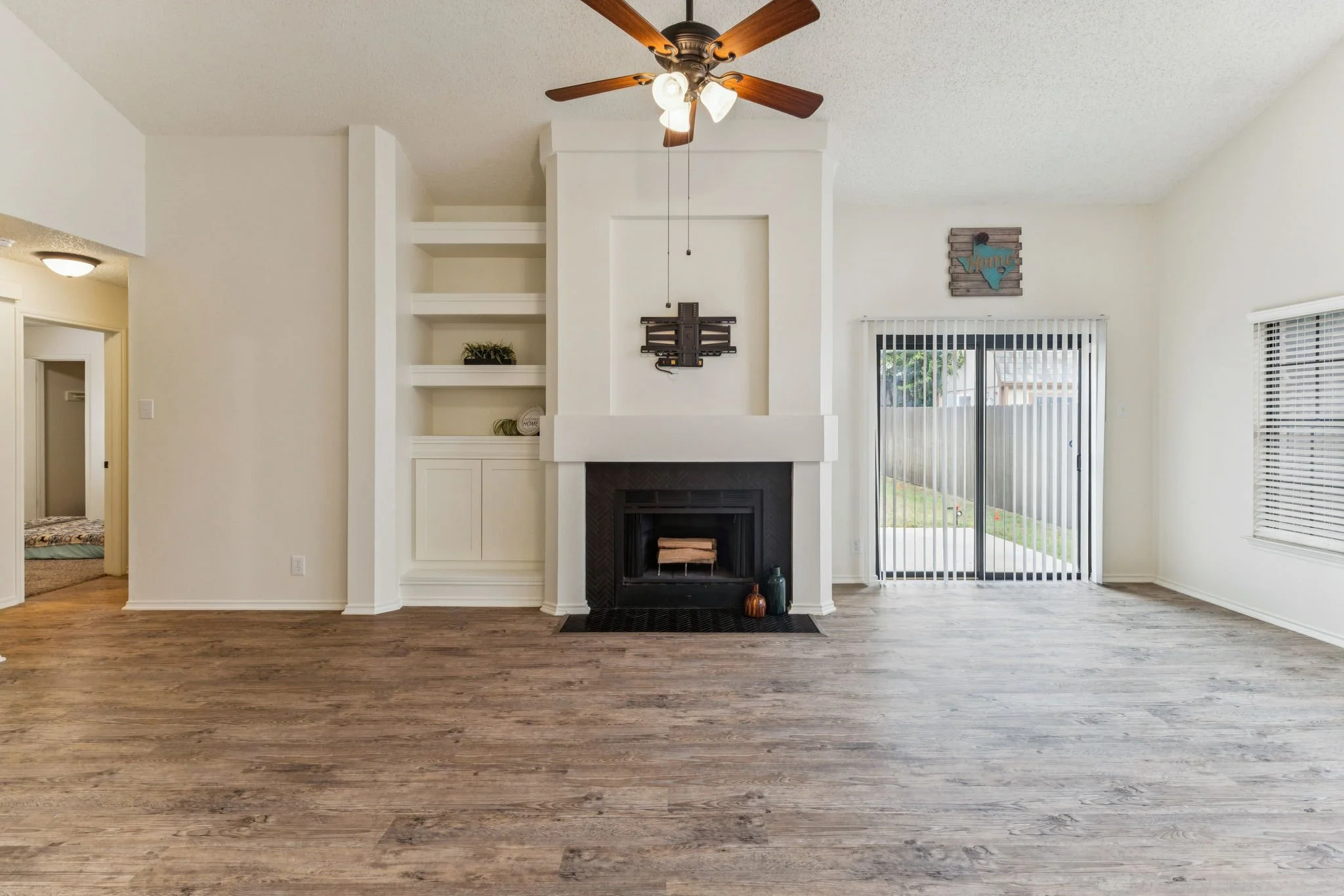 7009 Jefferson Ridge - 029.jpg