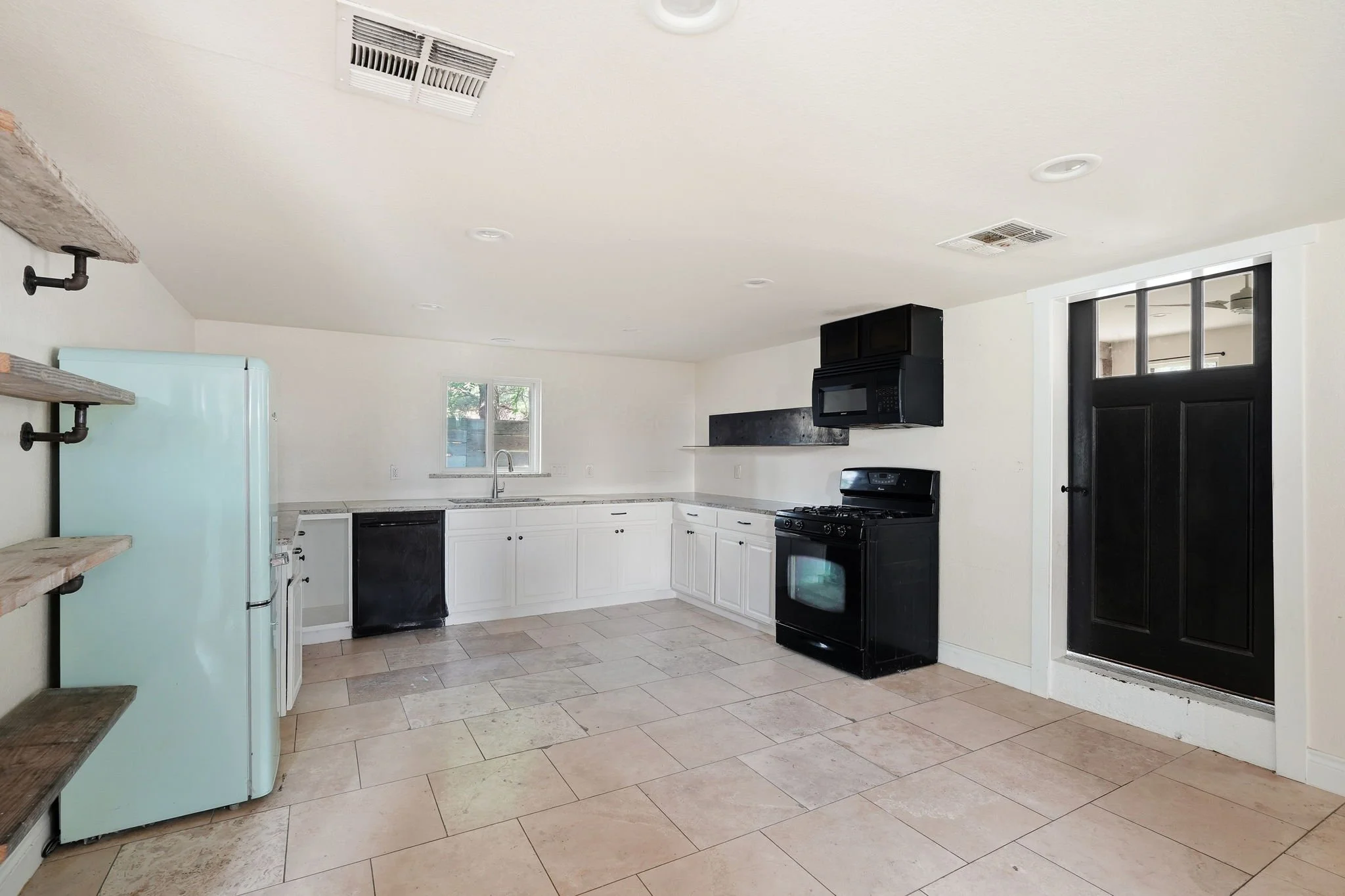 27-web-or-mls-untitled-7.jpg